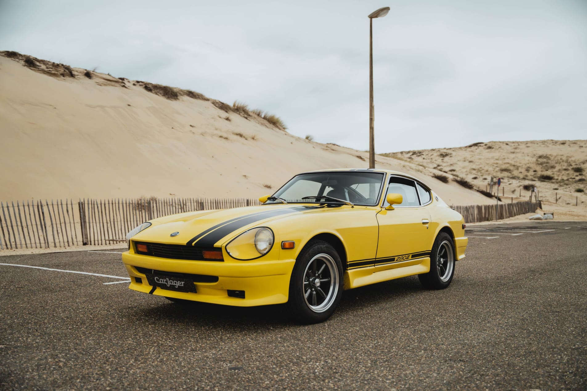 NISSAN DATSUN 280 z 1975