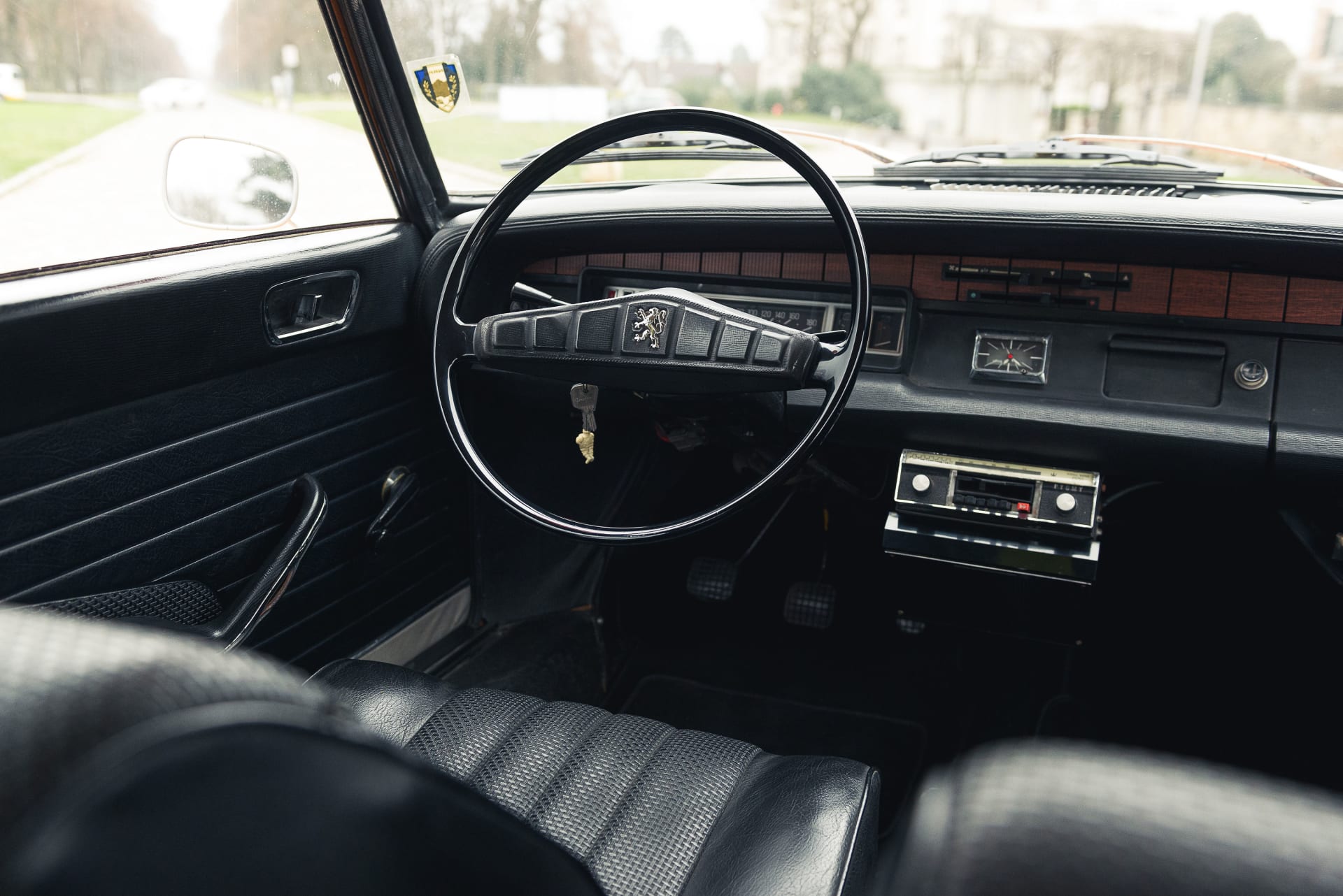Peugeot 304