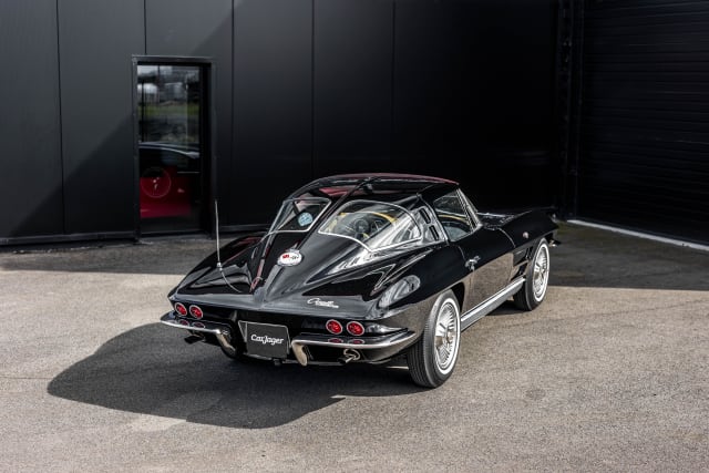 Chevrolet Corvette C2 Stingray Split Windows