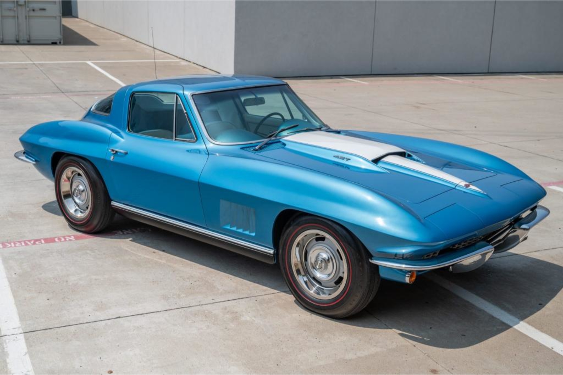 Photo CHEVROLET Corvette c2 sting ray 1967