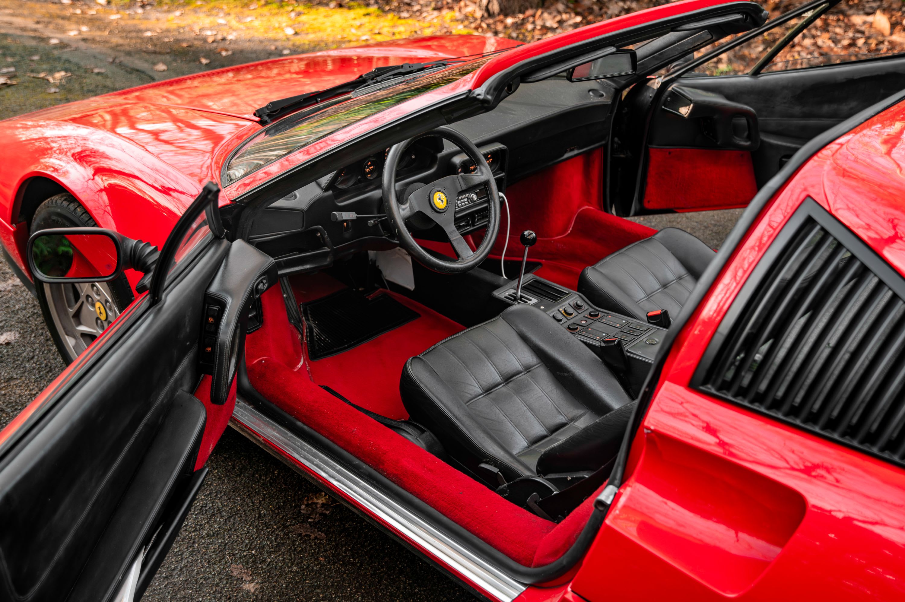 FERRARI 328 Gts 1986 used interior (1)