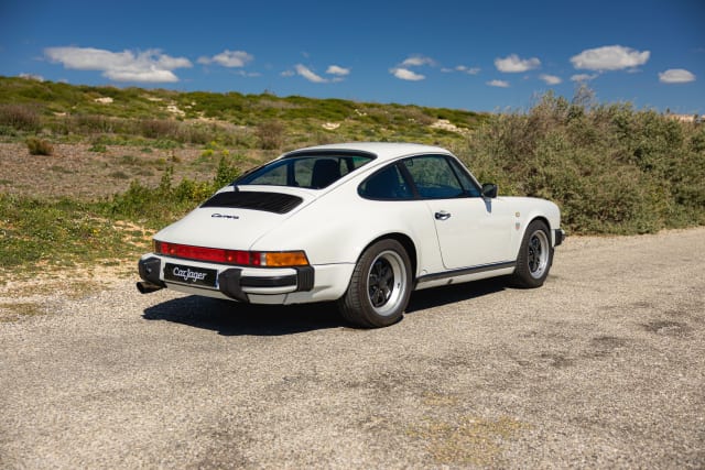 Porsche 911  3.2 G50