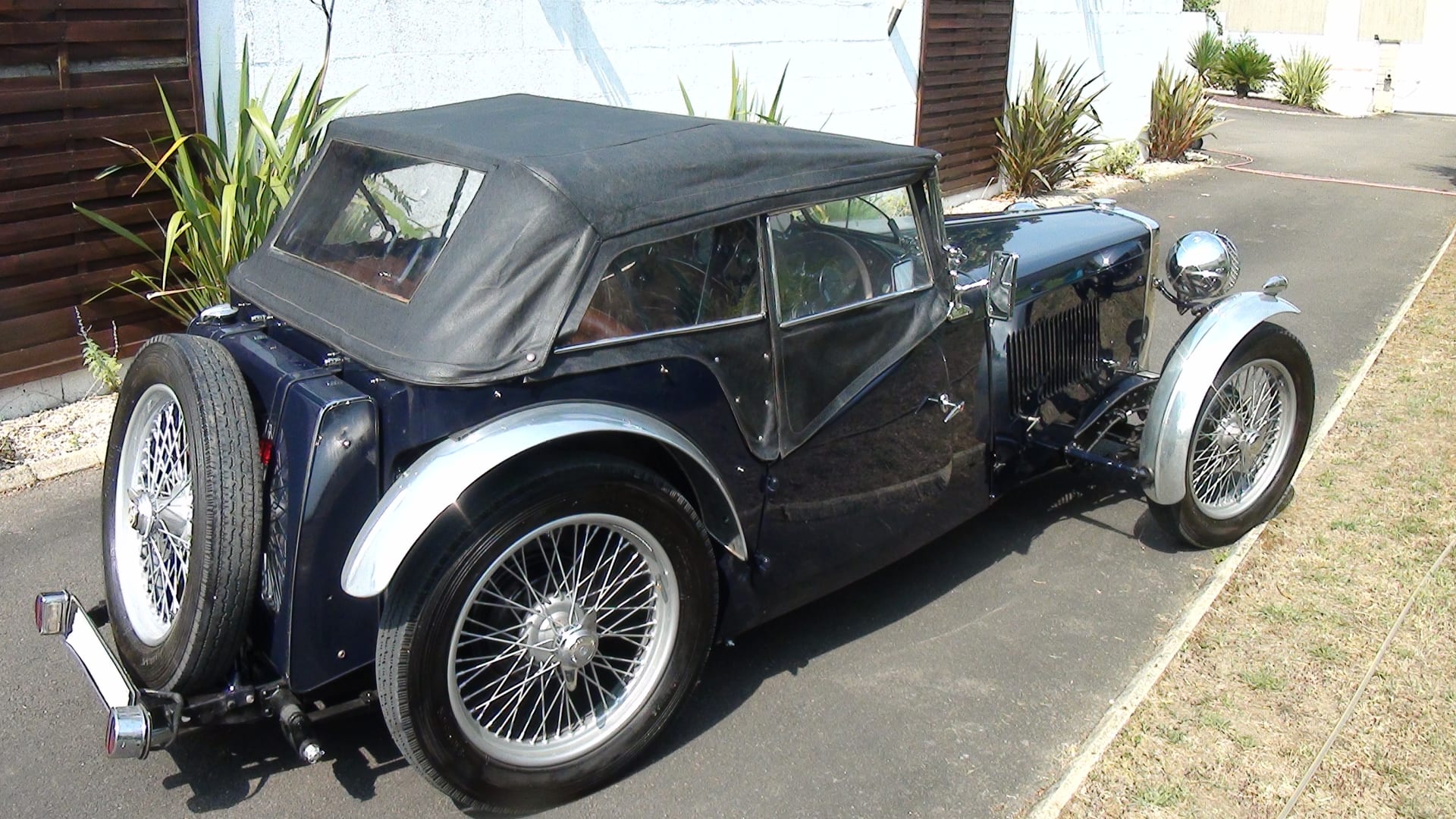 MG Midget Tc 1949 occasion extérieur (2)