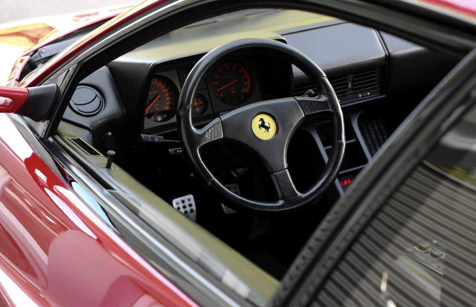 FERRARI Testarossa 1990 occasion intérieur (1)