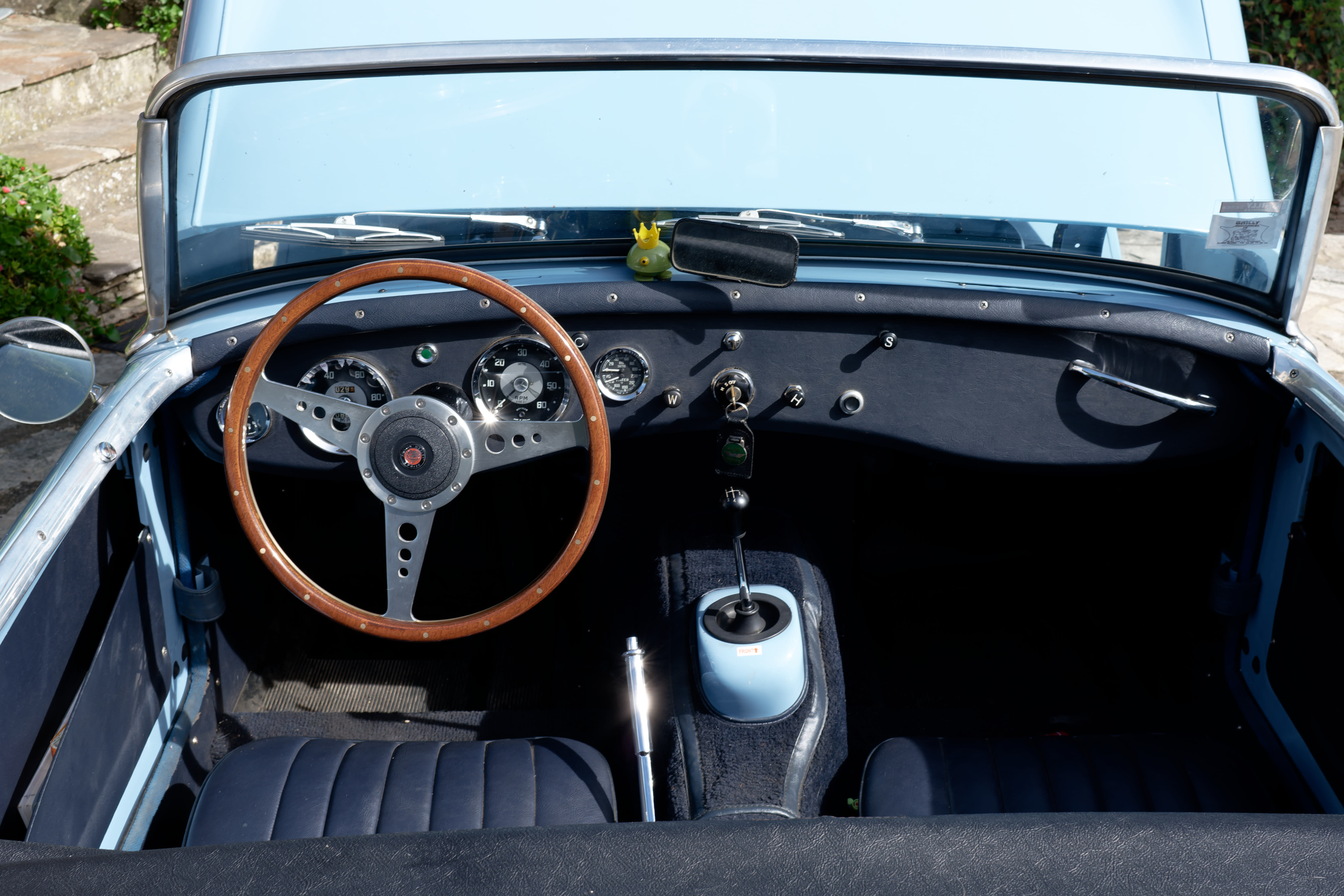 AUSTIN HEALEY Sprite Frogeye 1959 occasion intérieur (1)