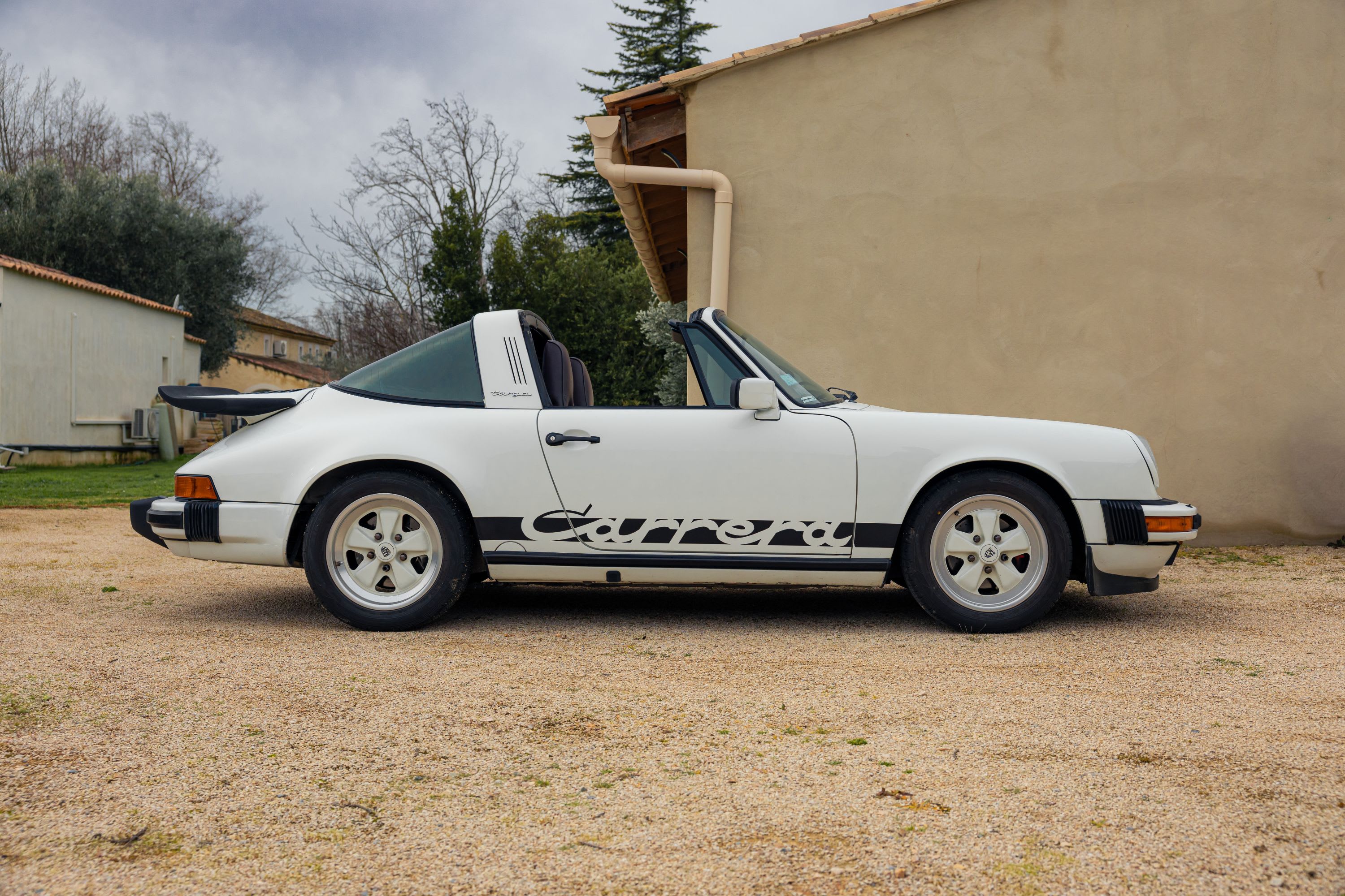 Porsche 911 Carrera 3.2 Targa G50