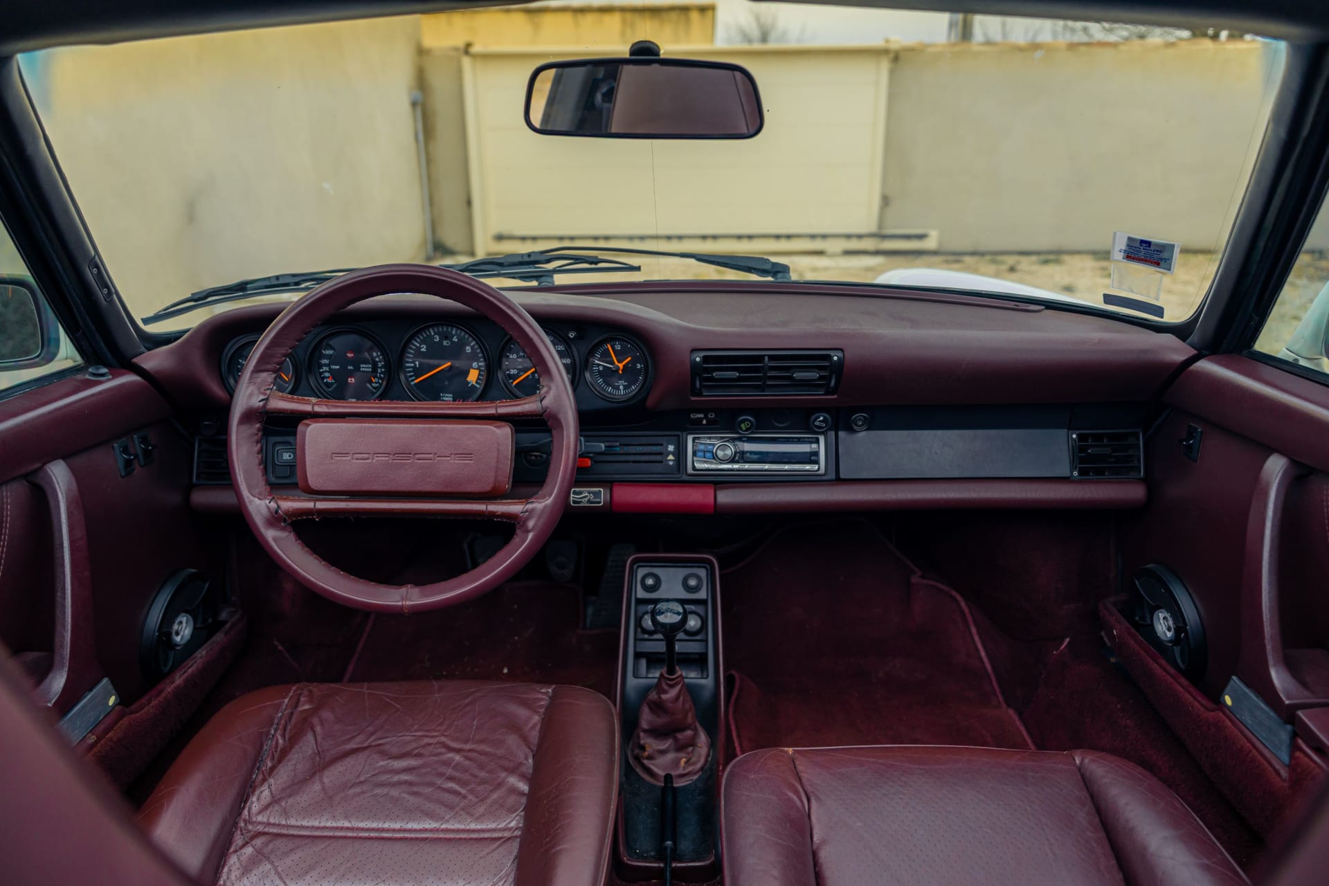 Porsche 911 Carrera 3.2 Targa G50