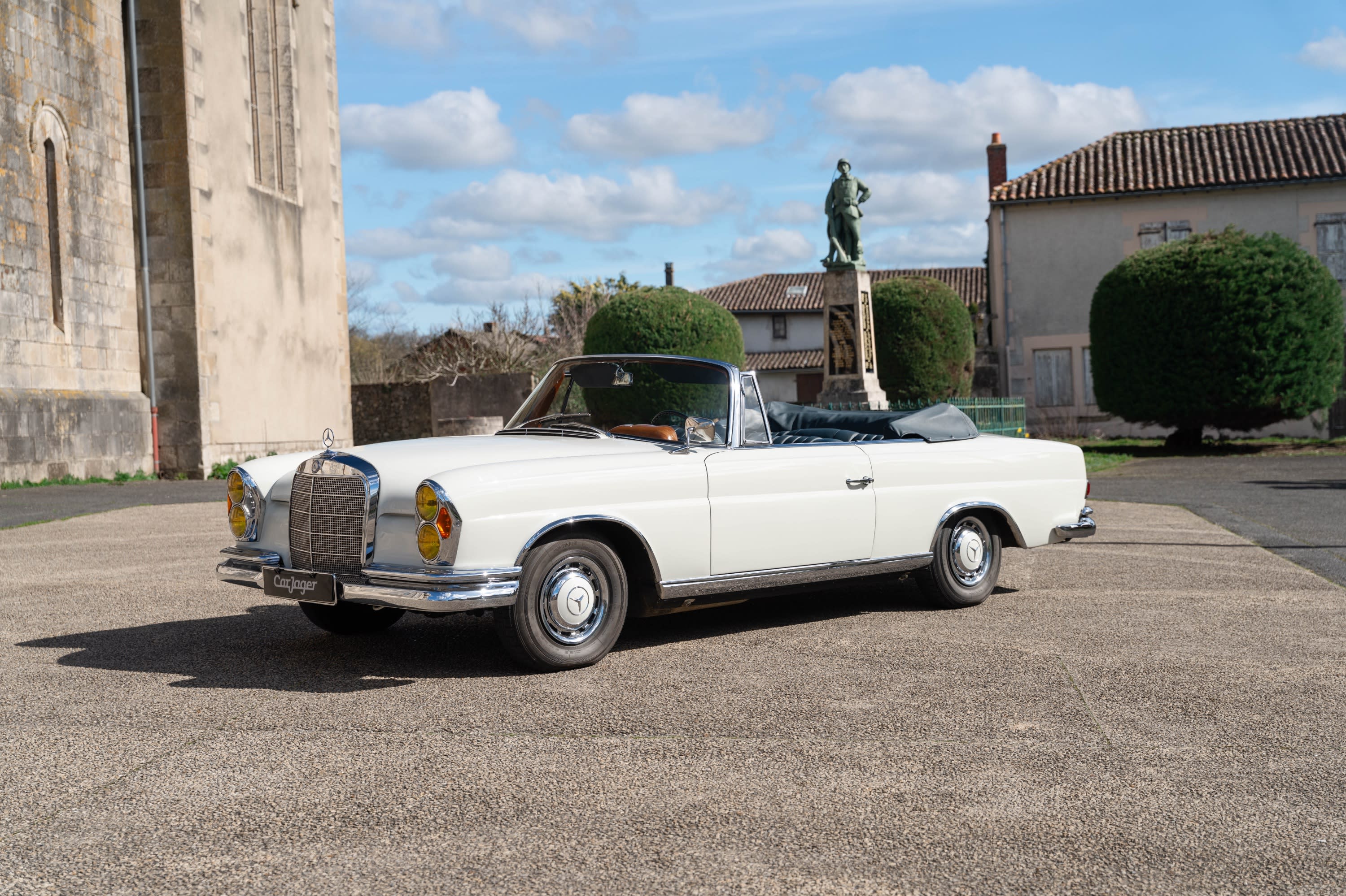 MERCEDES BENZ 220 Se W111 1962 occasion vidéo (1)