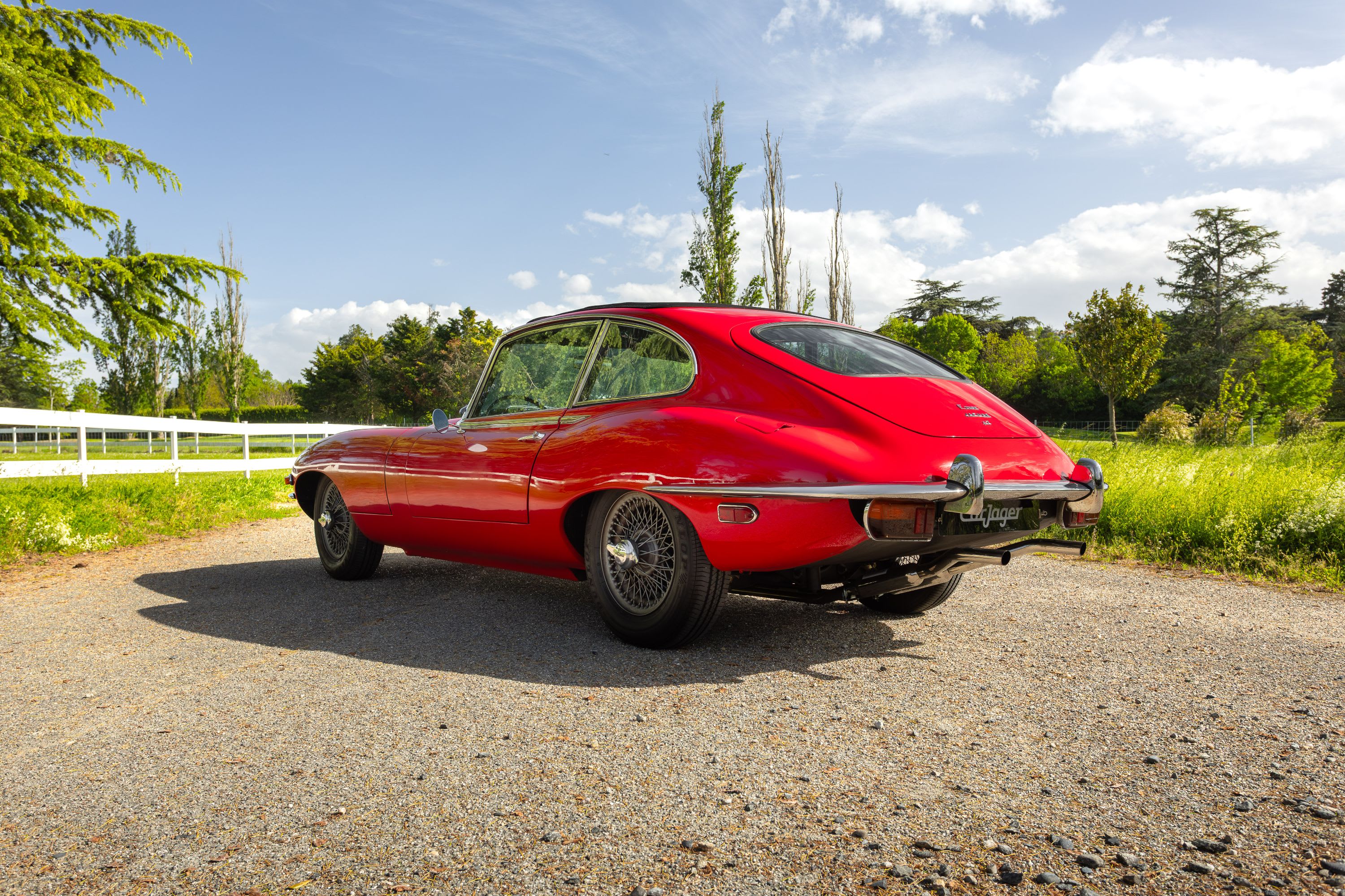 JAGUAR Type E Series 2 2+2 1969 used exterior (2)