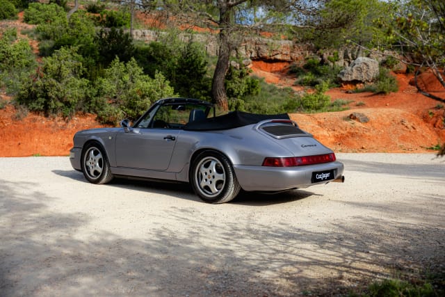 Porsche 911 964 Carrera 4