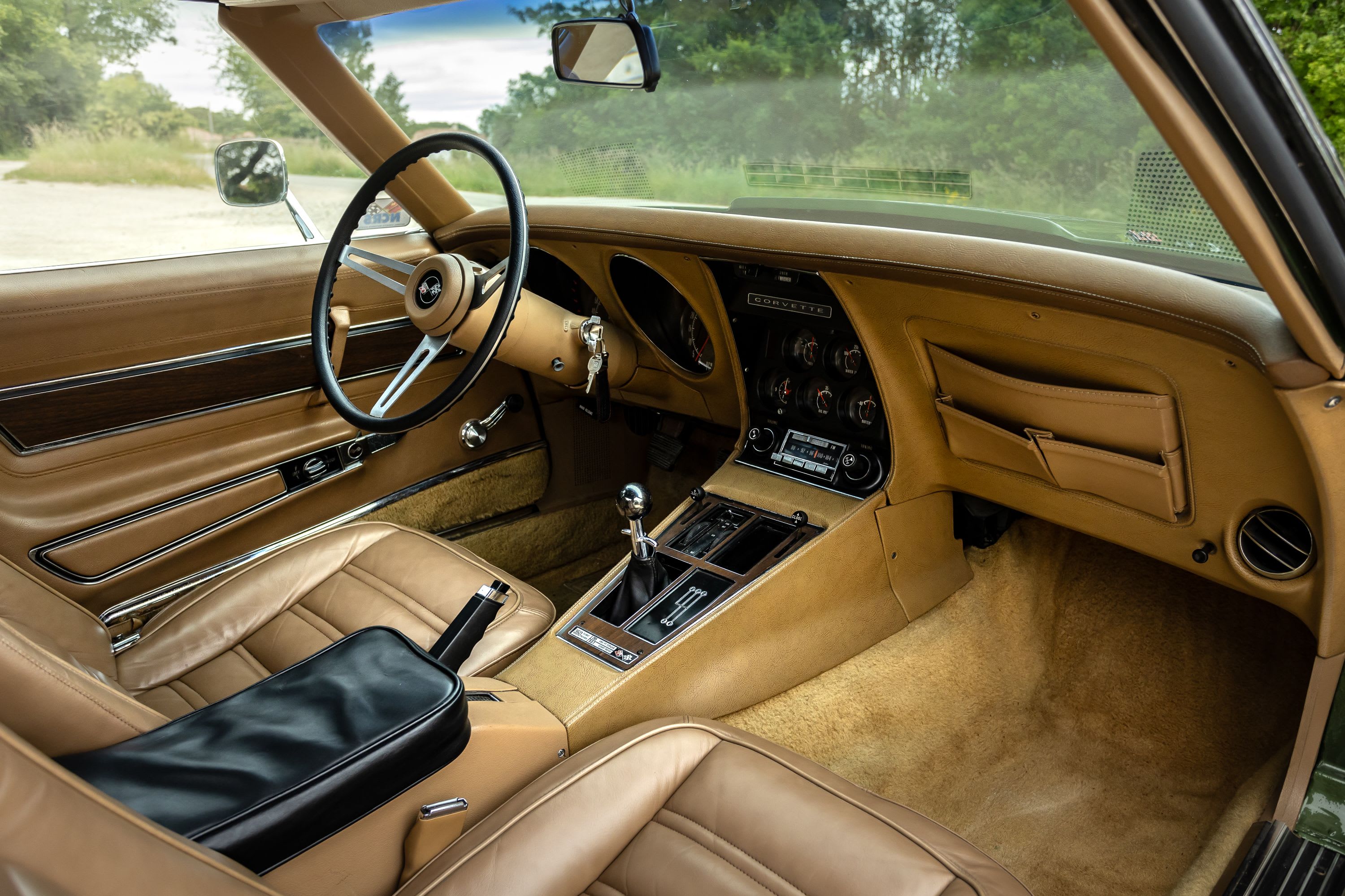 CHEVROLET Corvette C3 Stingray 1973 occasion intérieur (1)