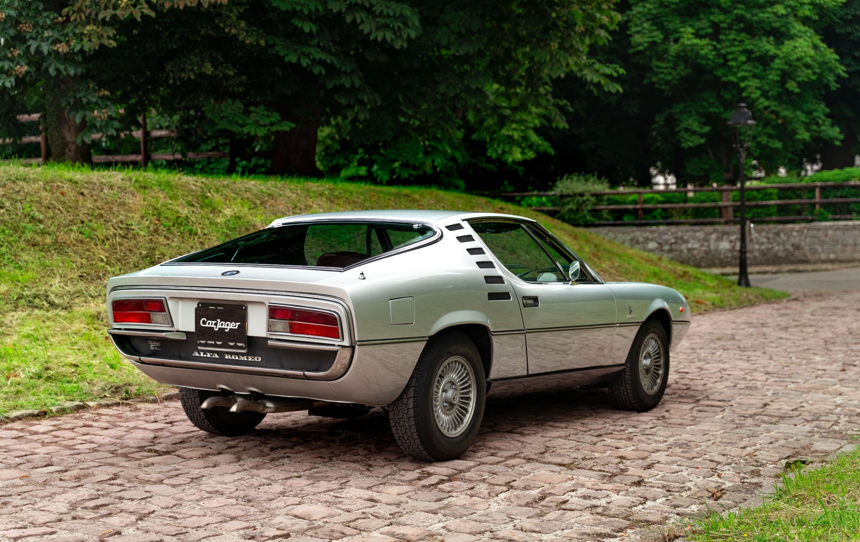 ALFA ROMEO Montreal 1971 used video (1)