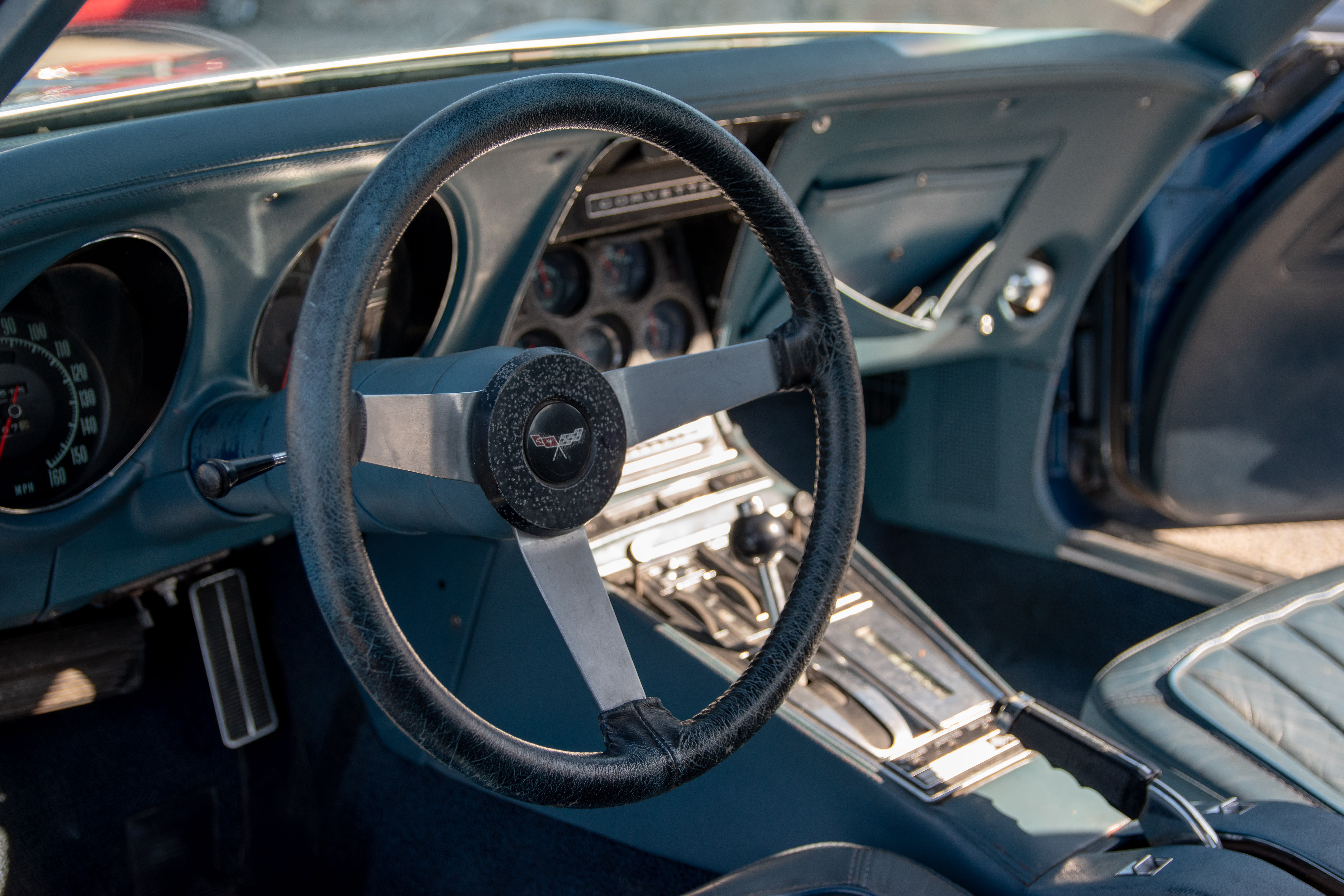 CHEVROLET Corvette C3 T-top 1971 used interior (1)