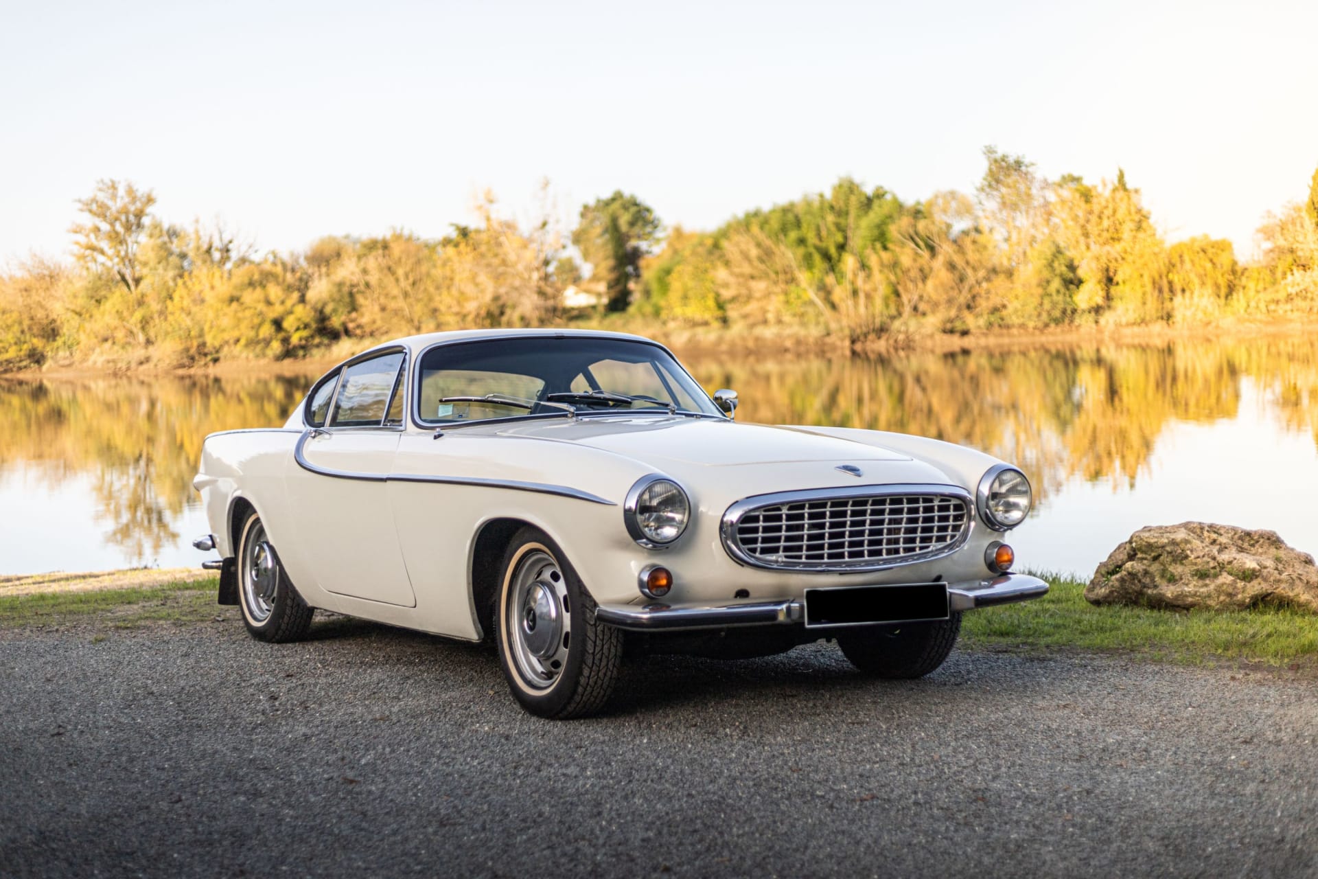 Volvo P1800  
