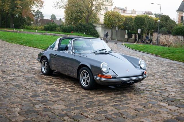 Porsche 911 2.2 T Targa