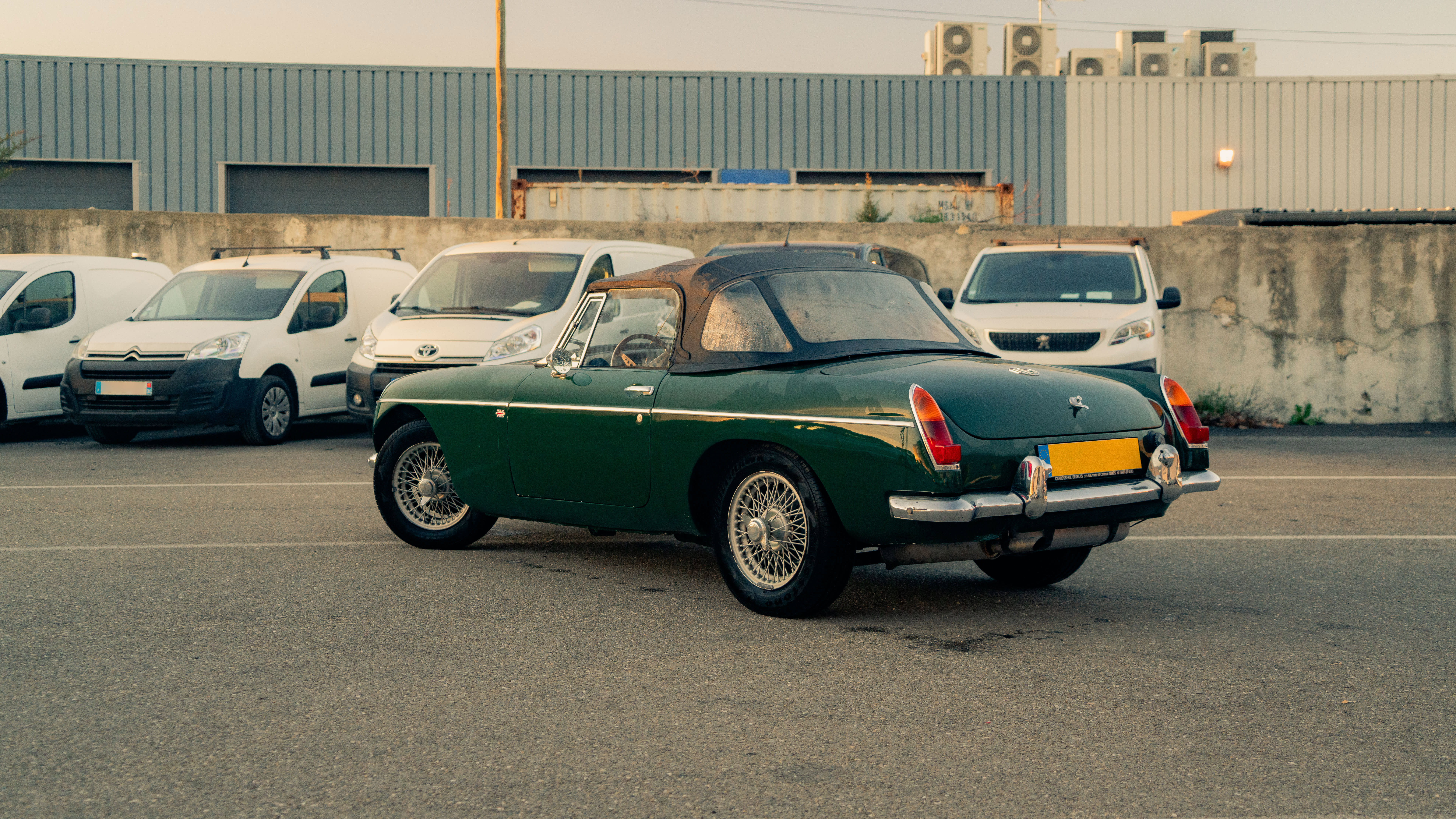 MG B 1965 used exterior (2)