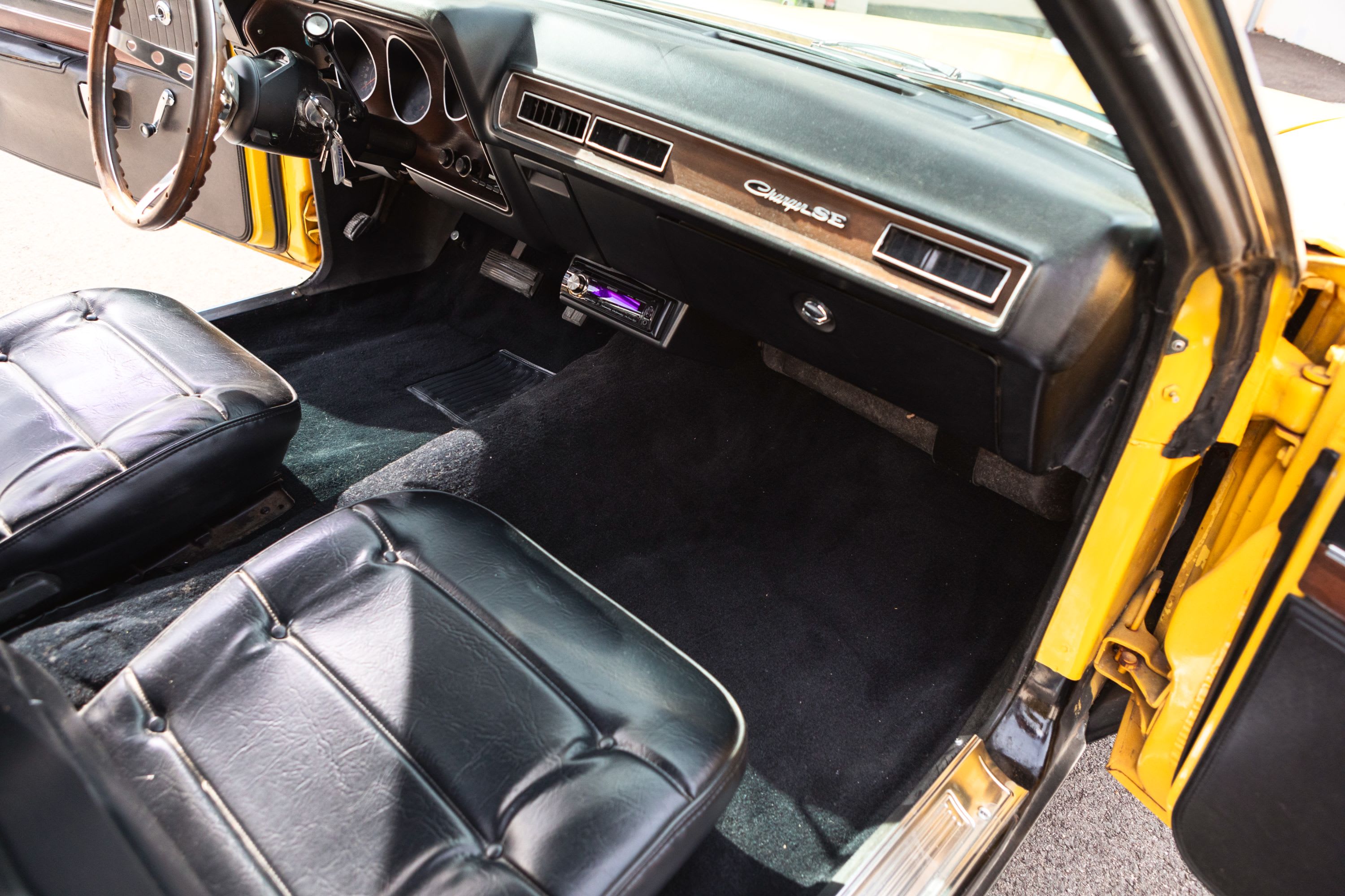 DODGE Charger Se Brougham 1973 used interior (1)