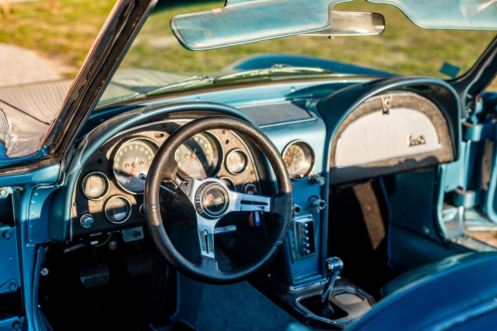 CHEVROLET Corvette C2  1965