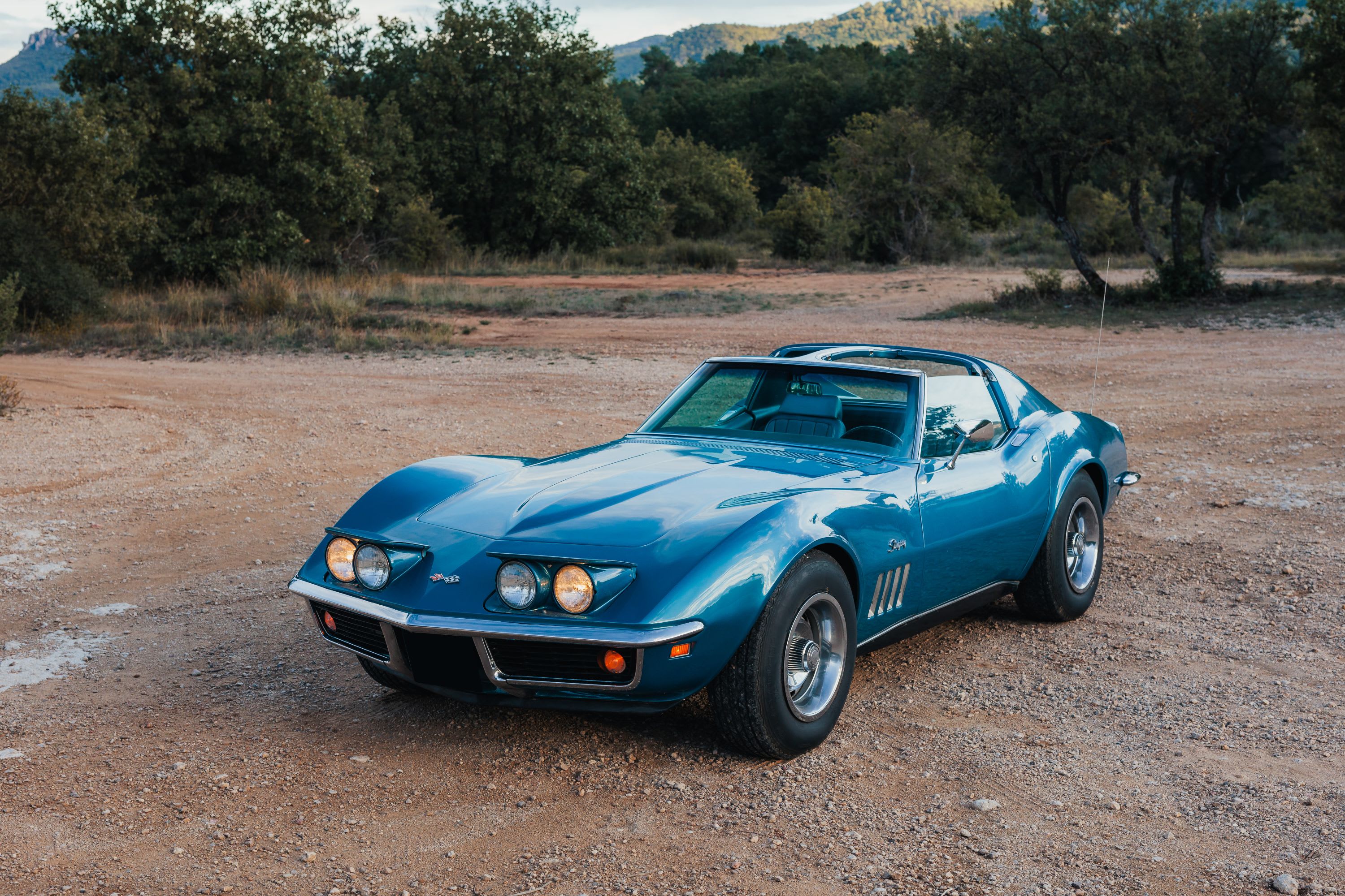 Chevrolet Corvette  C3 T-top