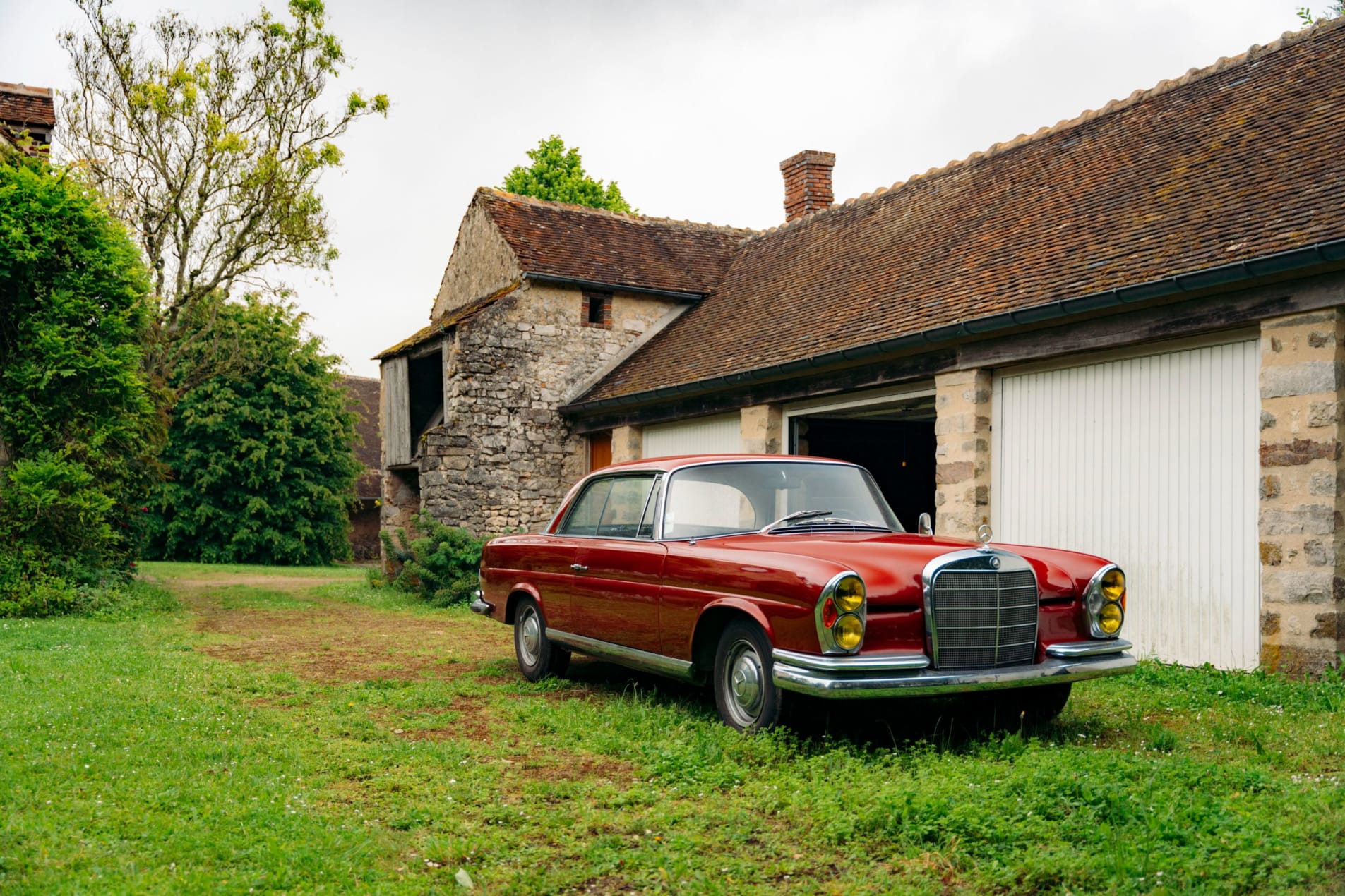 MERCEDES-BENZ 250 se W111 1967