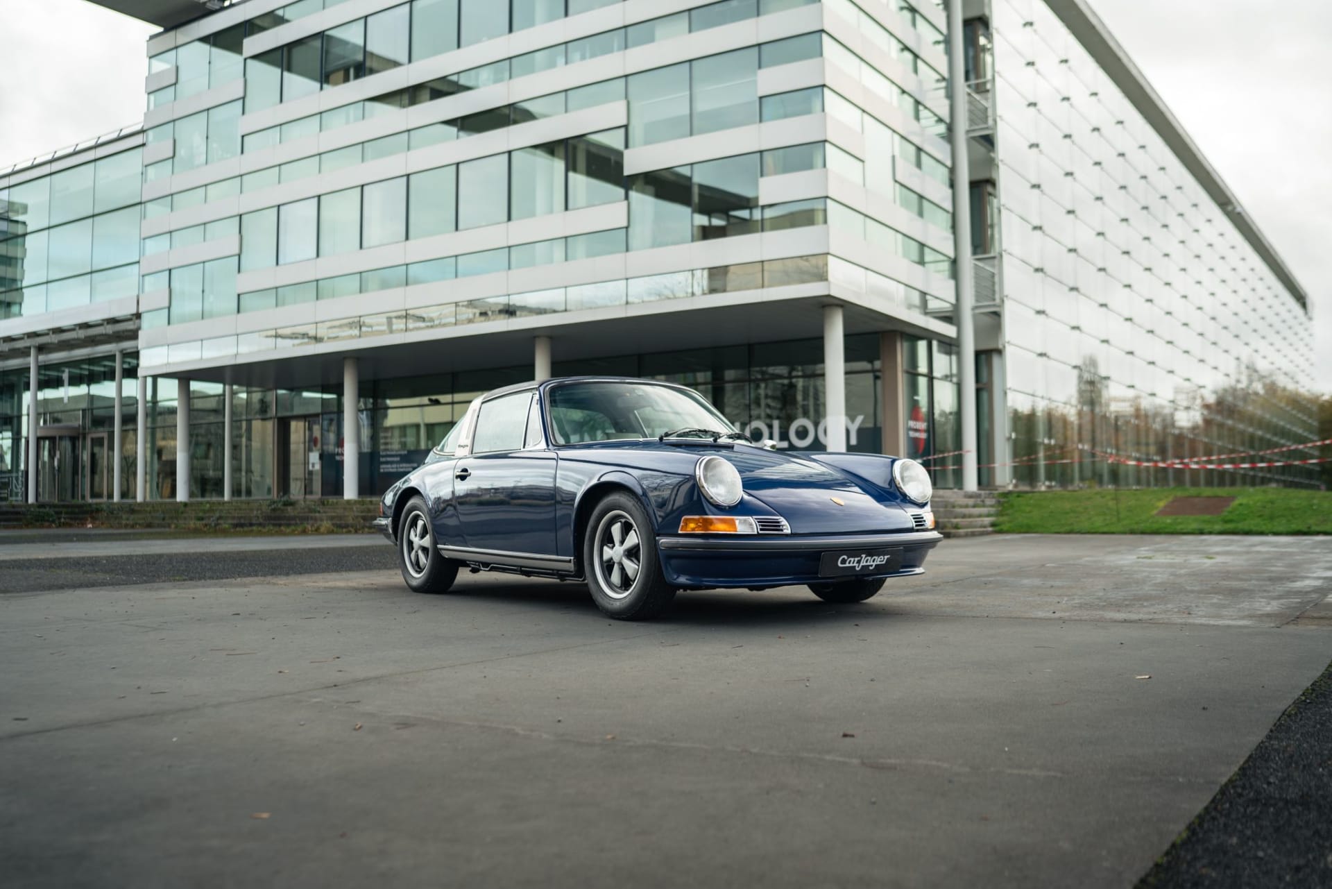 Porsche 911 2.4 S Targa