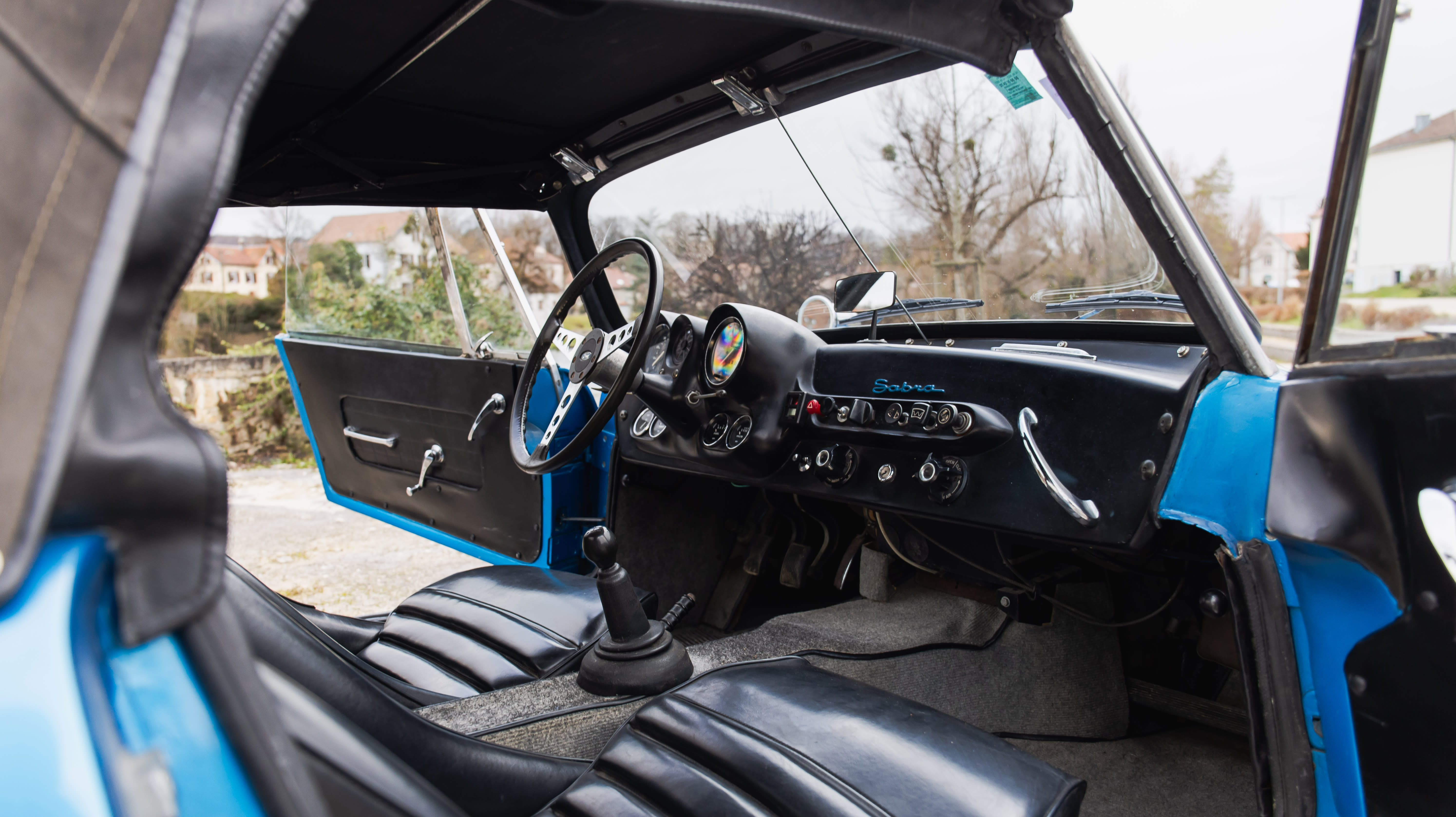 SABRA Sport 1964 used interior (1)