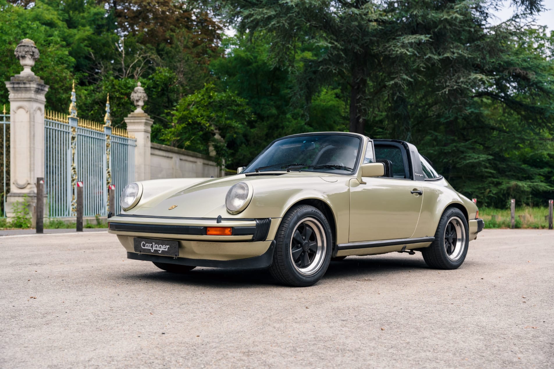 PORSCHE 911 Carrera 3.0 Targa 1977