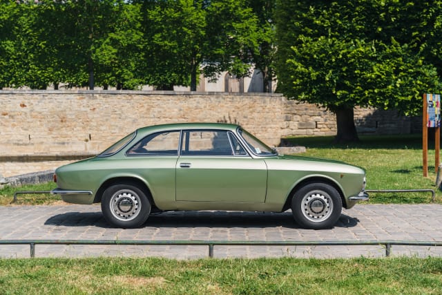 Alfa Romeo Gt 1300 Junior