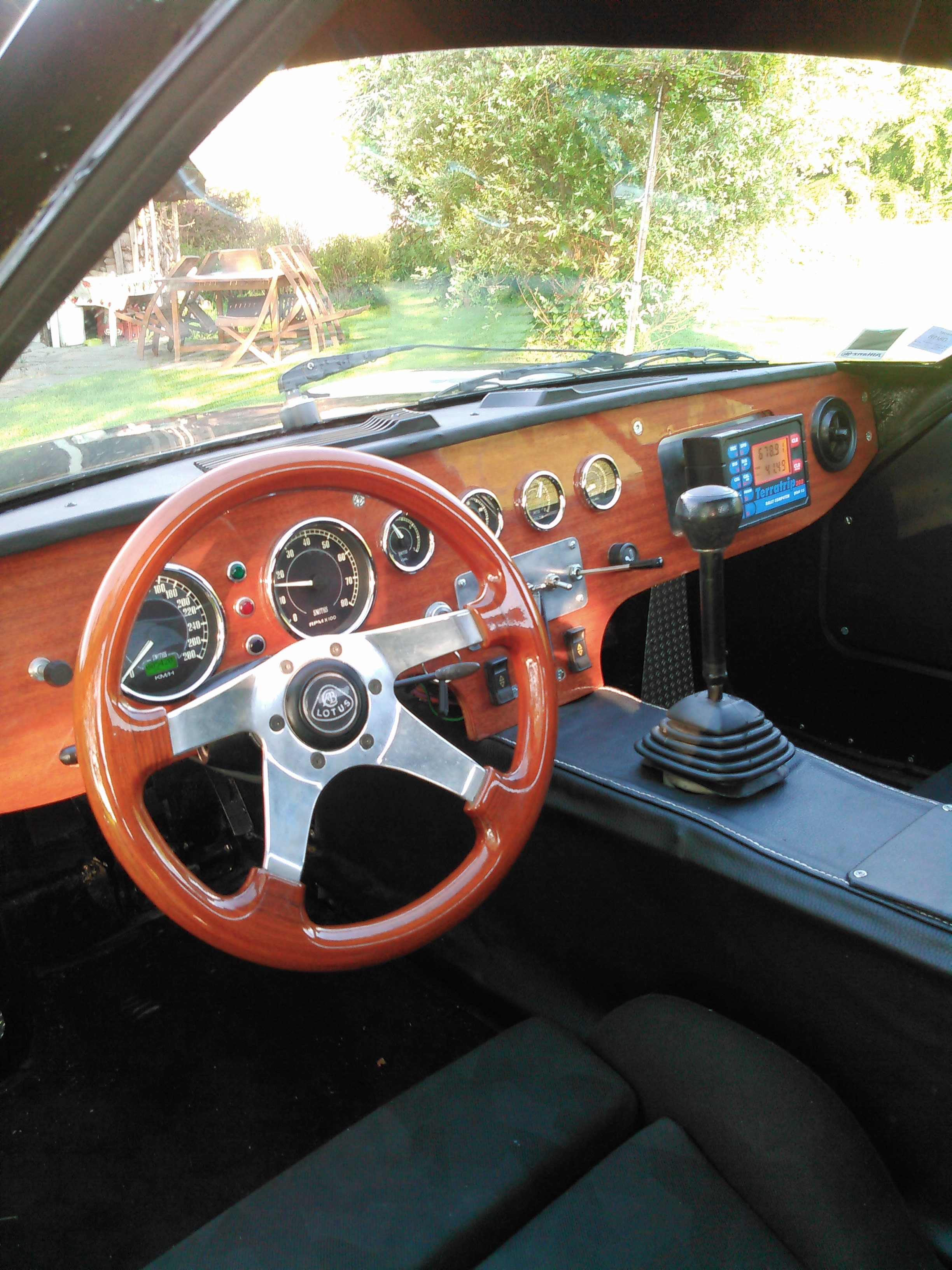 LOTUS Europa S2   1967 occasion intérieur (1)