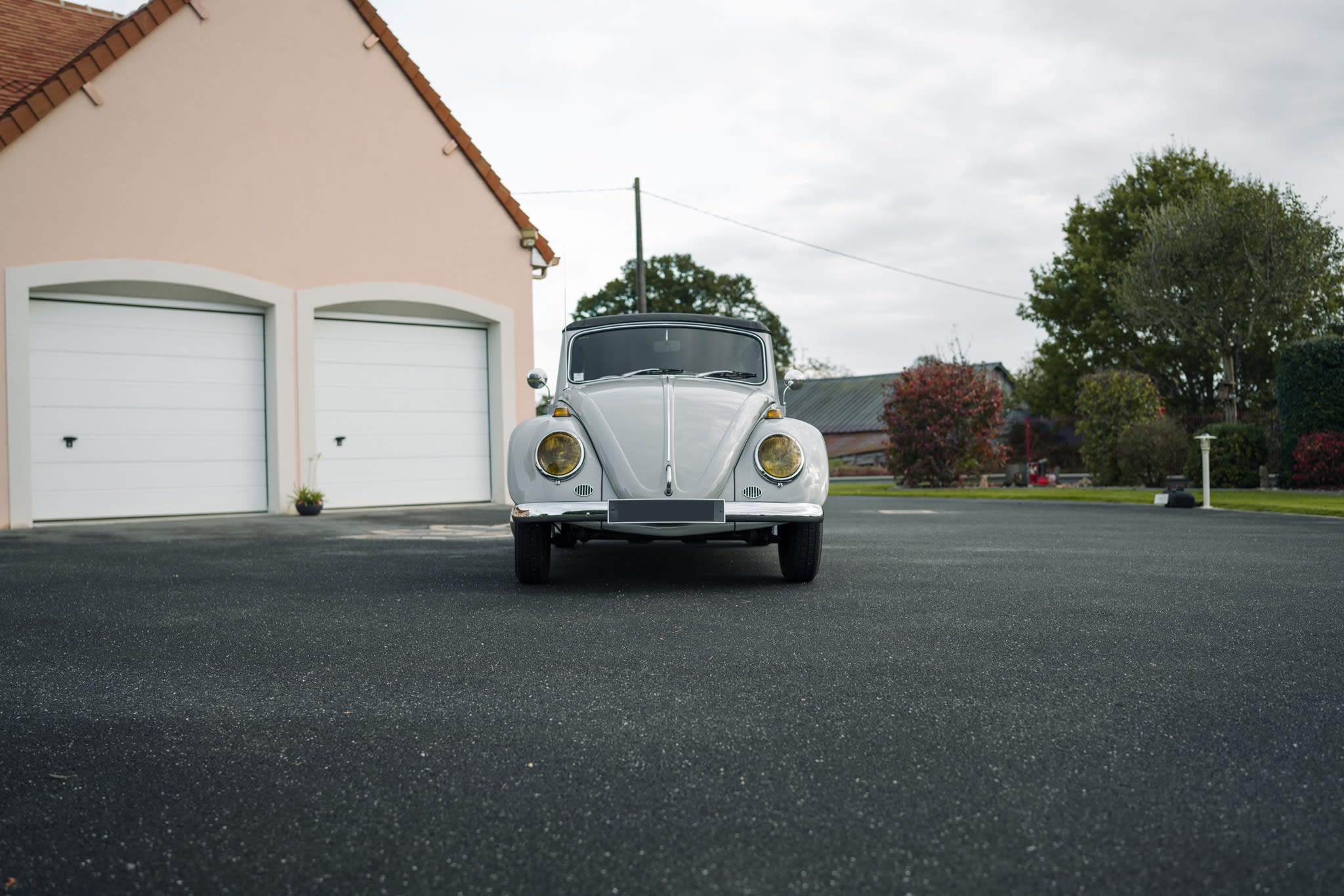 VOLKSWAGEN Coccinelle Cabriolet 1967 used video (1)