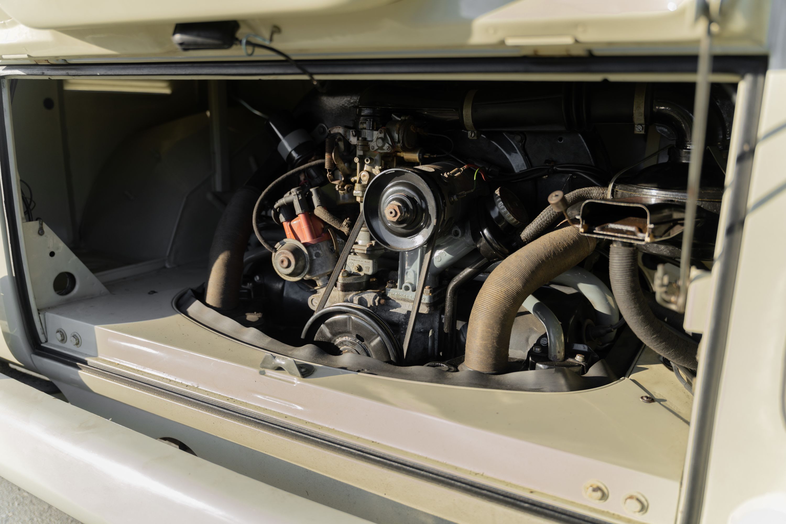 VOLKSWAGEN Typ 2  T1 Combi Camping Car 1967 occasion mécanique (1)