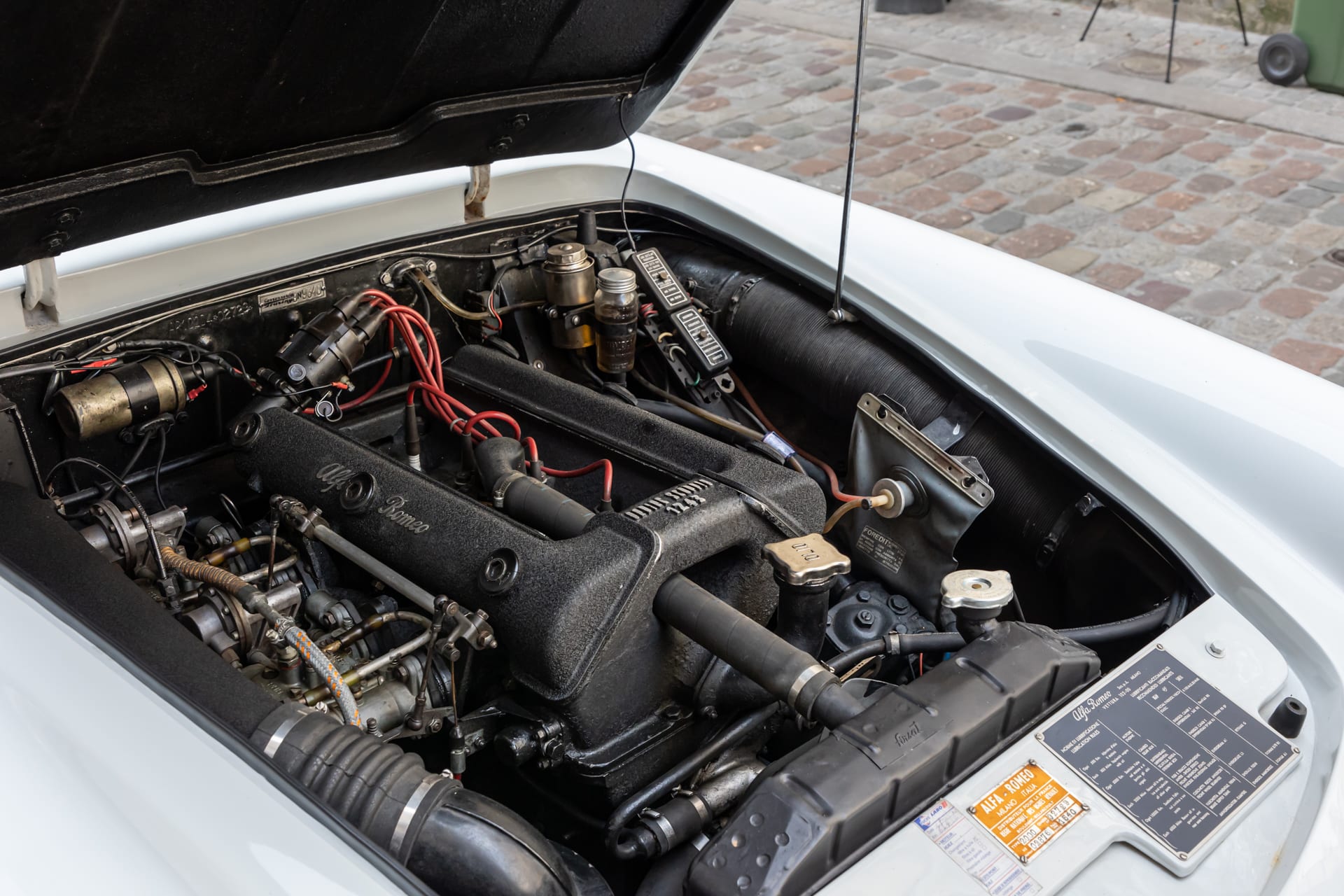 ALFA ROMEO 2000 Spider Touring 1962 used mechanical (1)