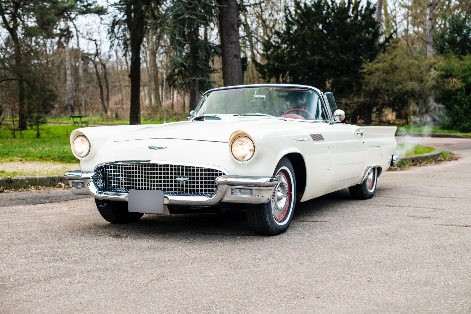 Photo FORD Thunderbird 1957