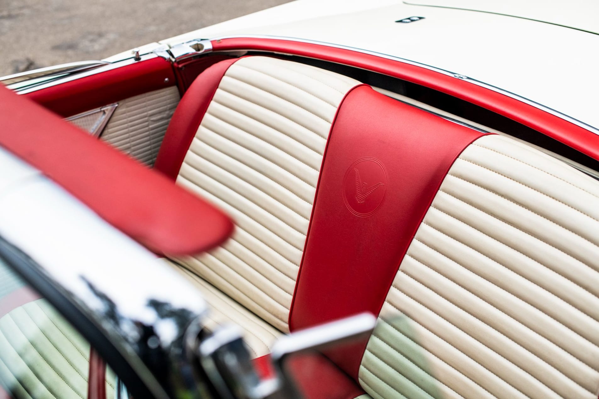 FORD Thunderbird 1957