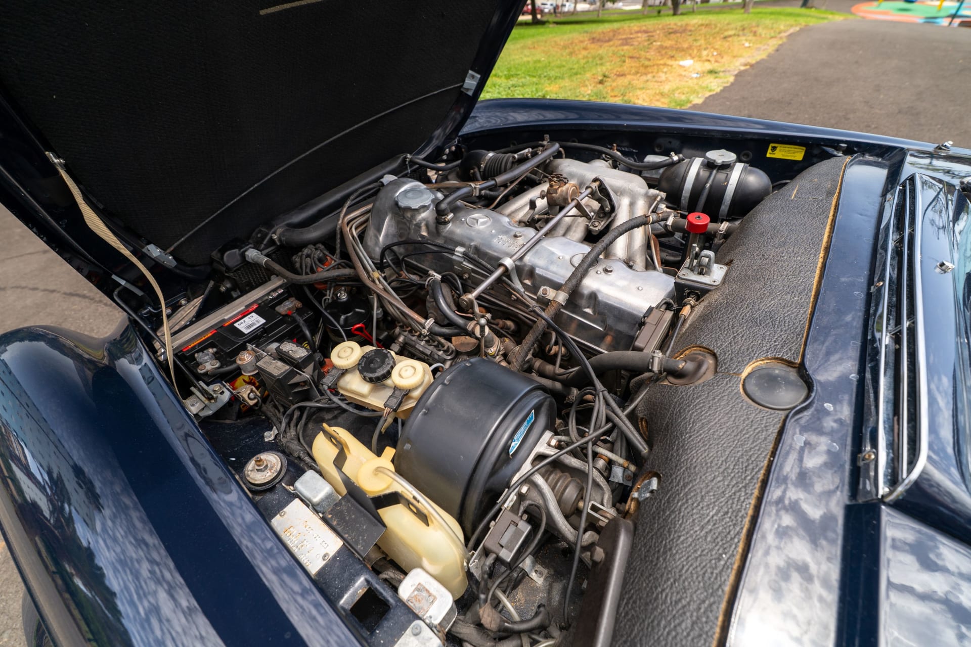 MERCEDES BENZ 280 Sl Pagode 1969 usado mecánico (1)