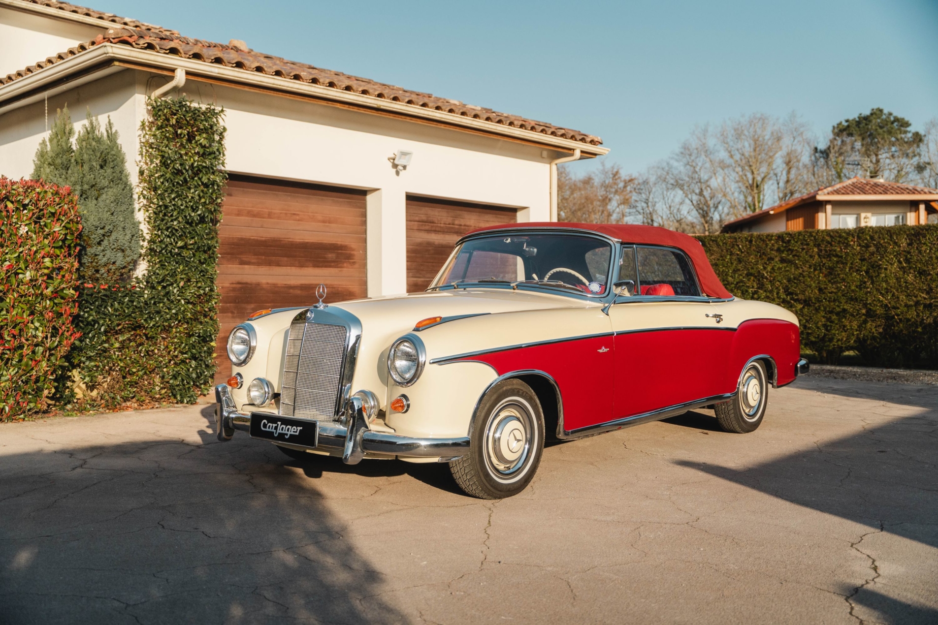 Photo MERCEDES-BENZ Ponton 220 SE  Cabriolet W128 1959