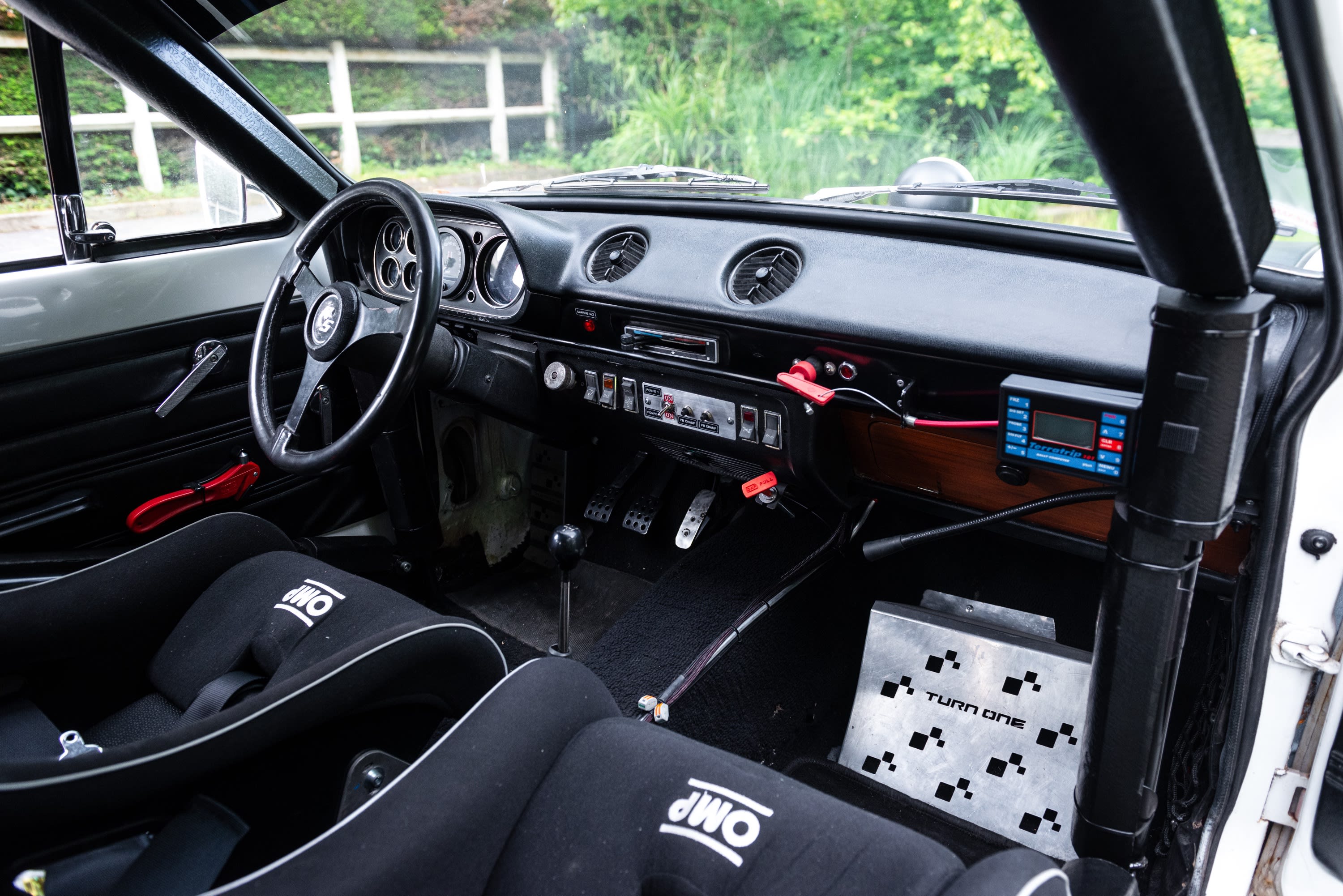 FORD Escort Mk1 Rs 2000 1974 used interior (1)