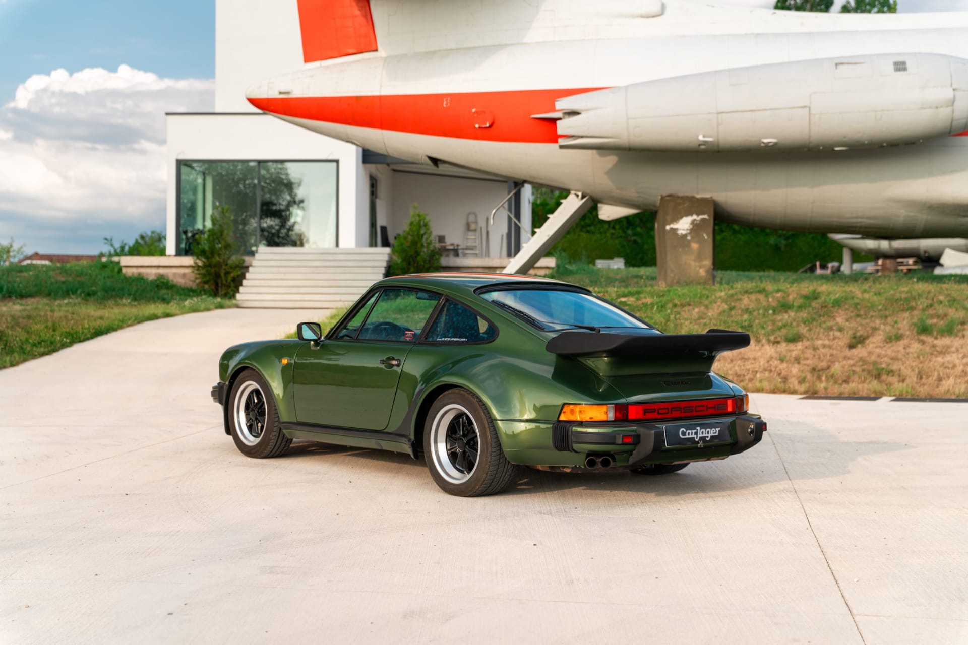 Porsche 911  930 Turbo 3.3