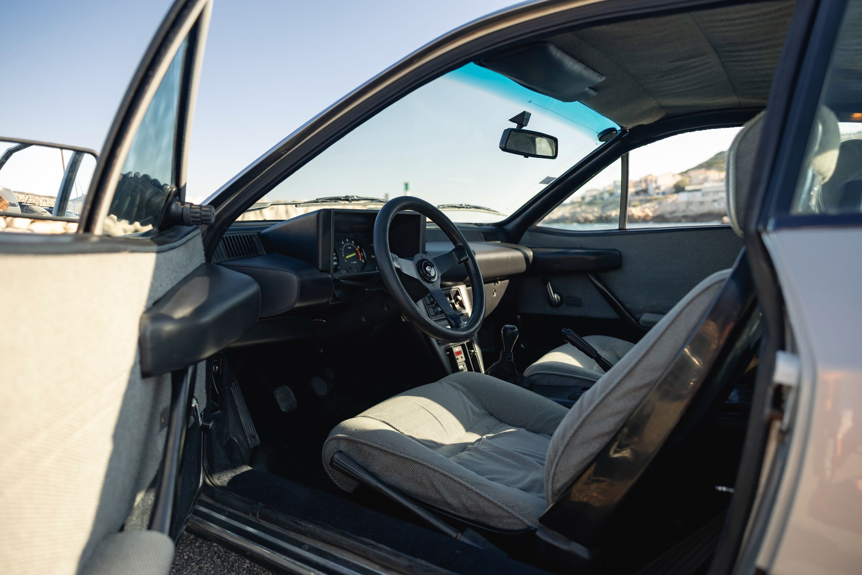 LANCIA Beta Montecarlo 1981 occasion intérieur (1)