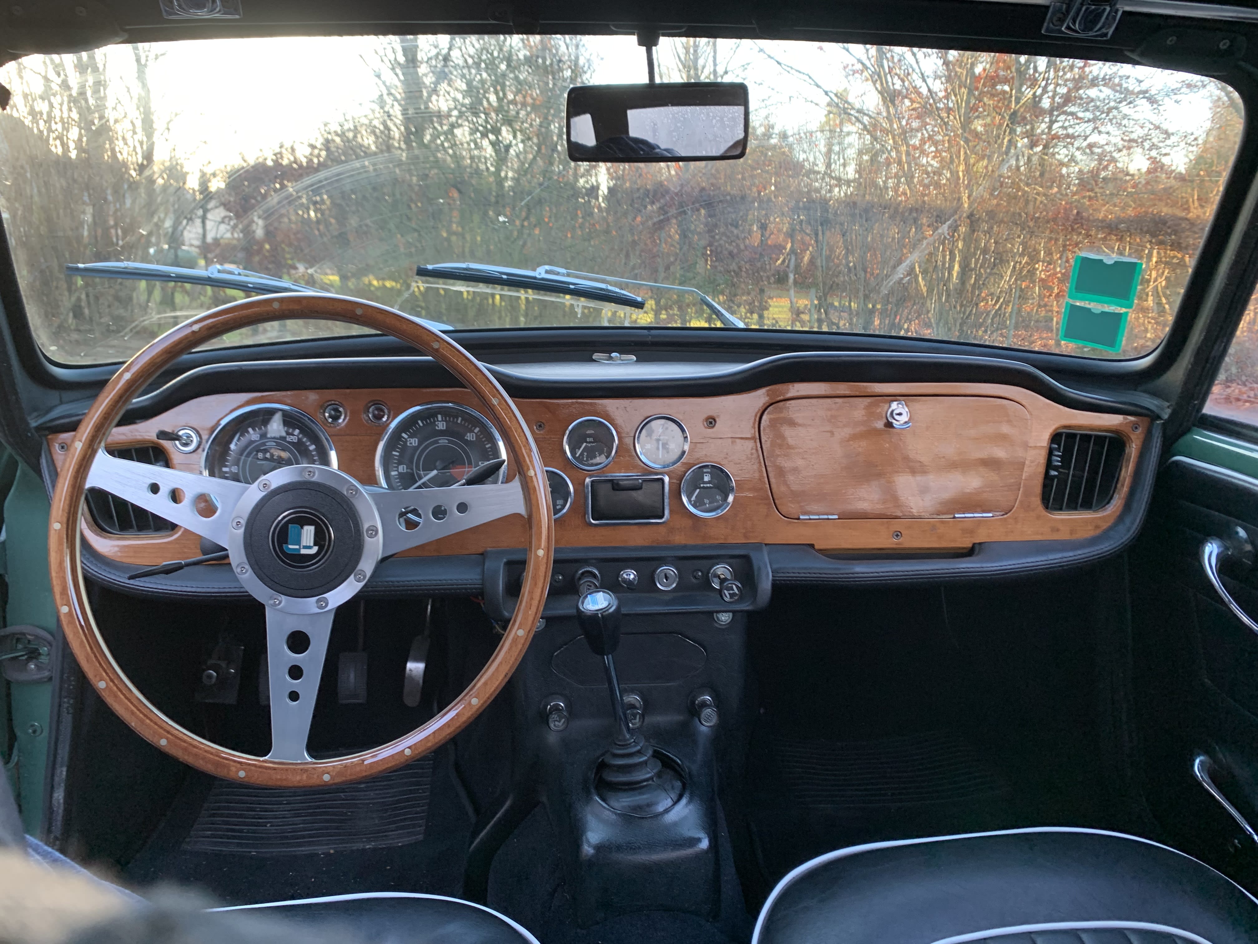 TRIUMPH Tr4 A Irs 1965 occasion intérieur (1)