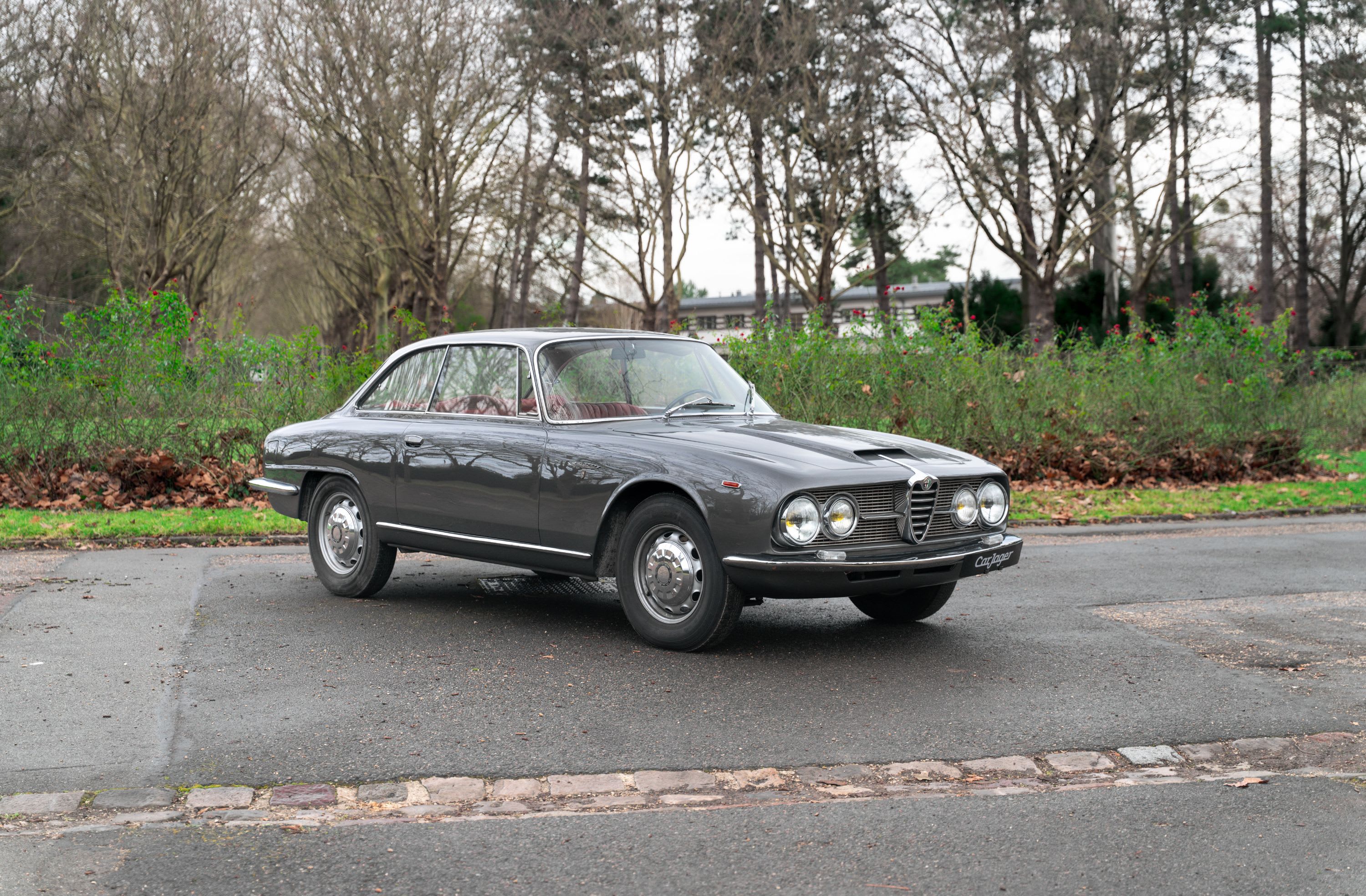 Alfa Romeo 2600  Sprint