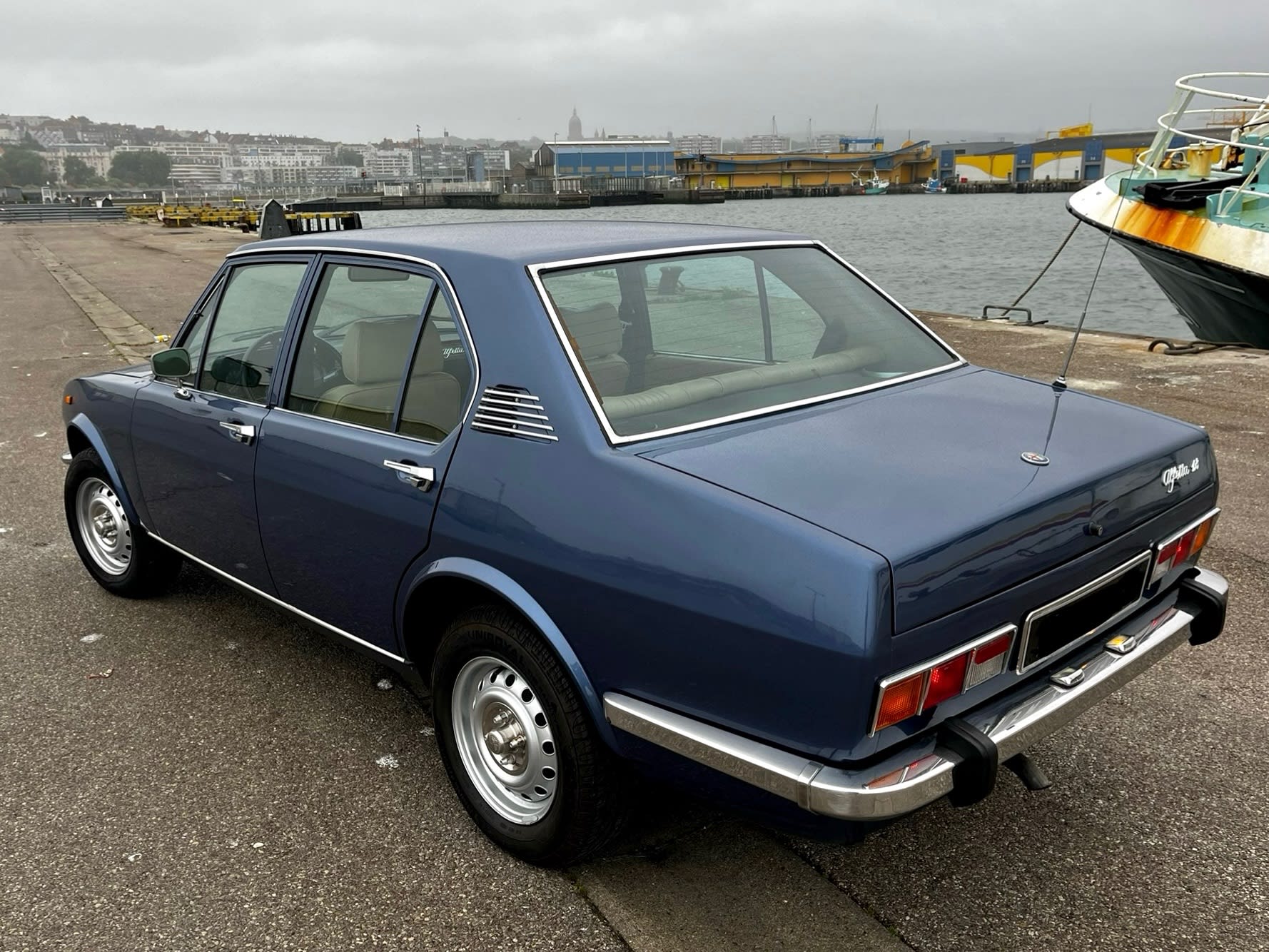 ALFA ROMEO Alfetta   1977 used exterior (2)