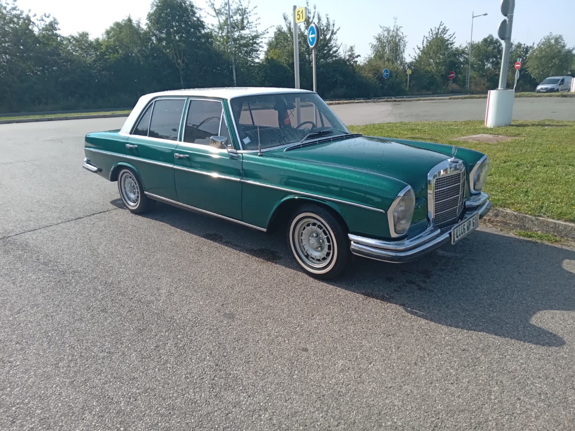 Photo MERCEDES-BENZ 280 s w108 1968