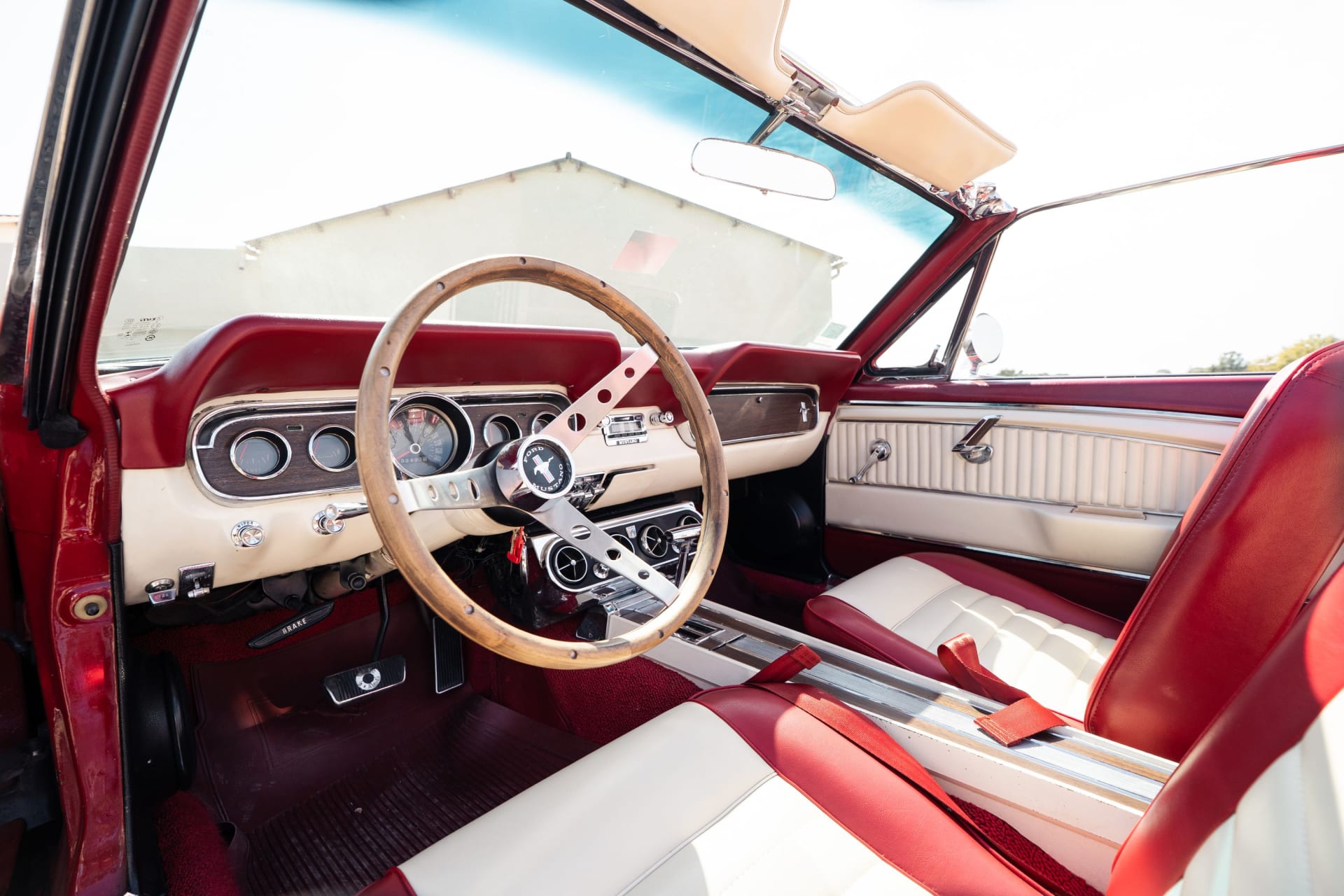 Ford Mustang  V8 289ci Code A 1966