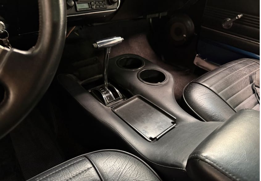 FORD Mustang V8 289 1967 occasion intérieur (1)