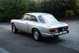 ALFA ROMEO 2000 gtv  1975