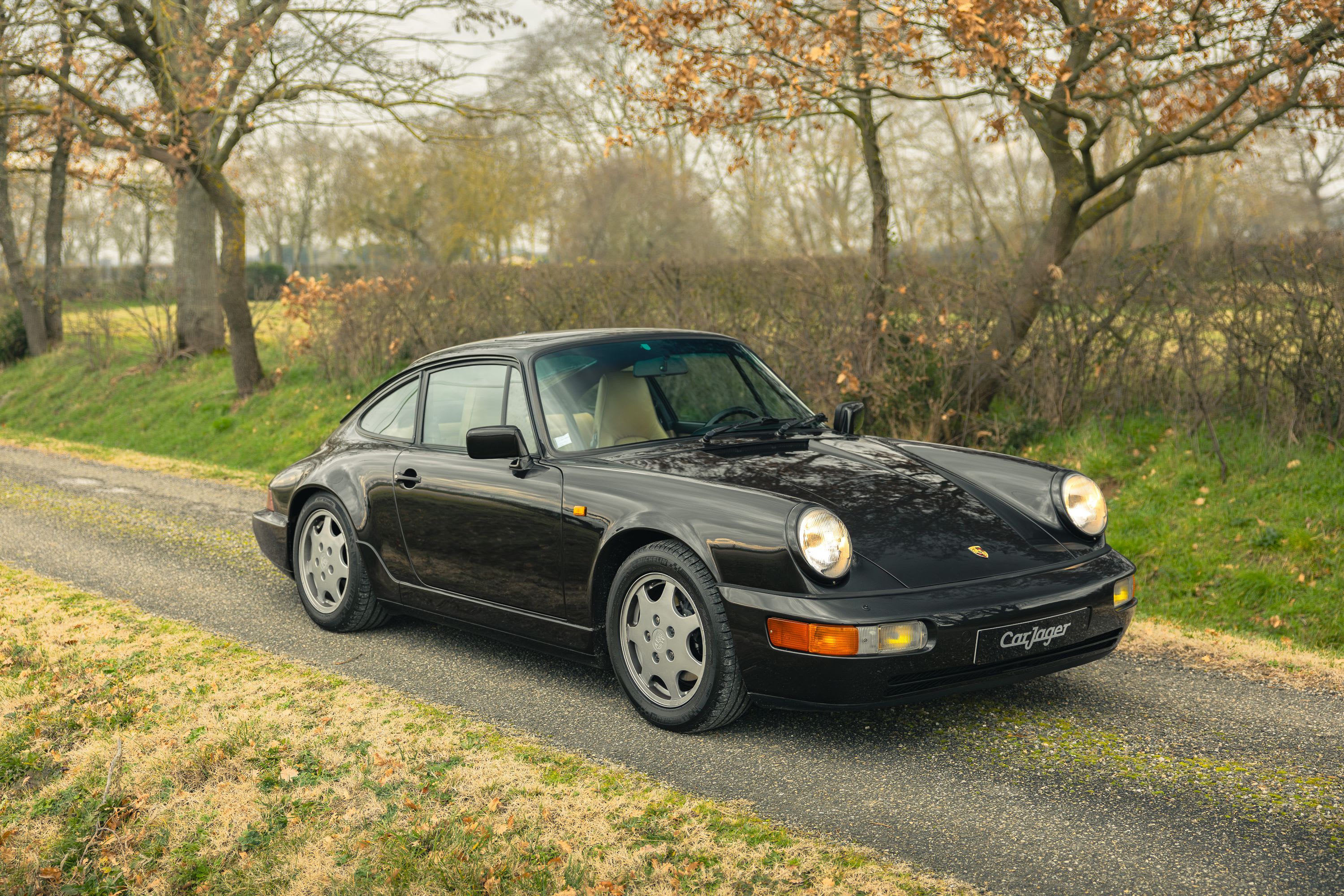Porsche 911 964 Carrera 4