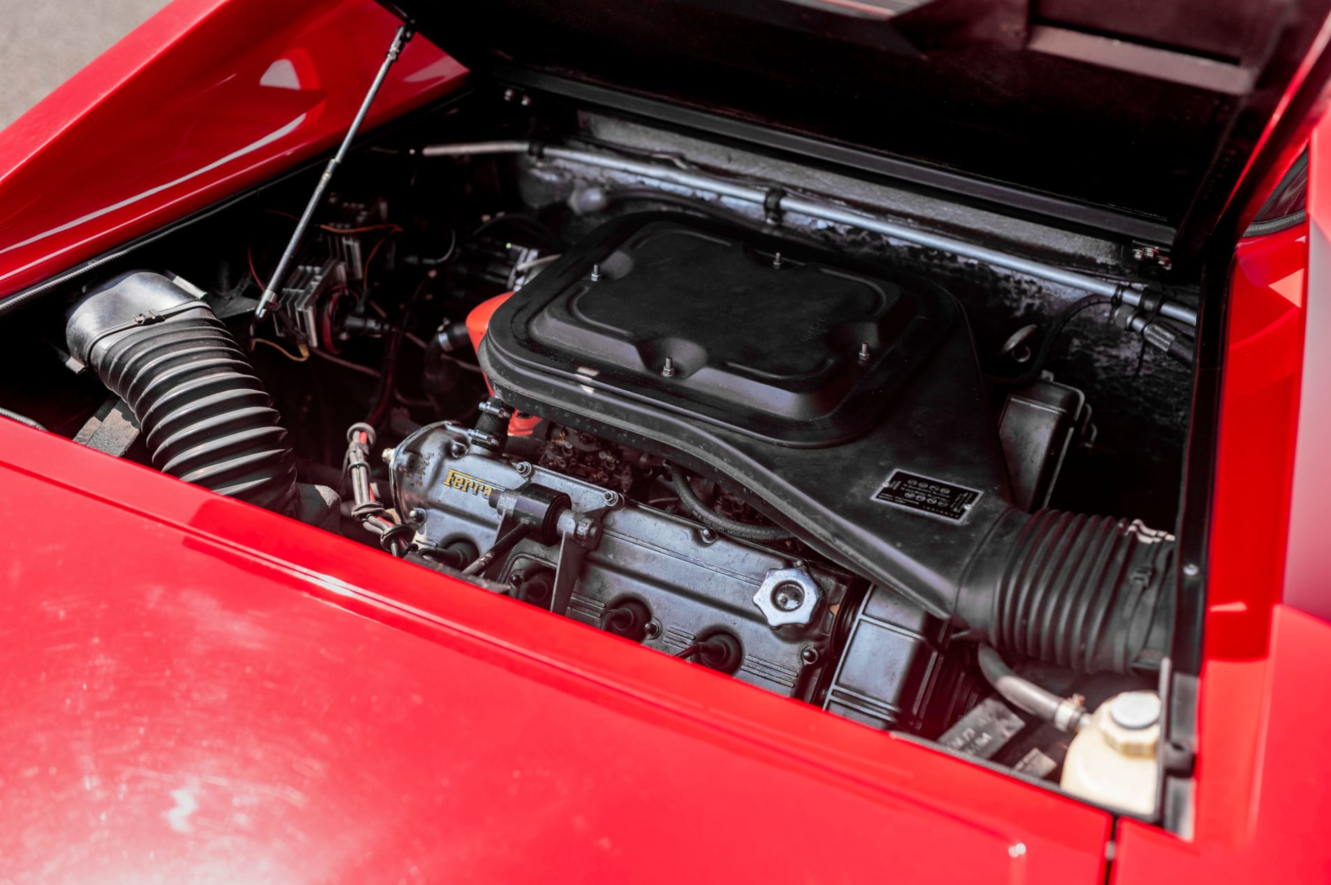 FERRARI Dino 308 gt4 1977