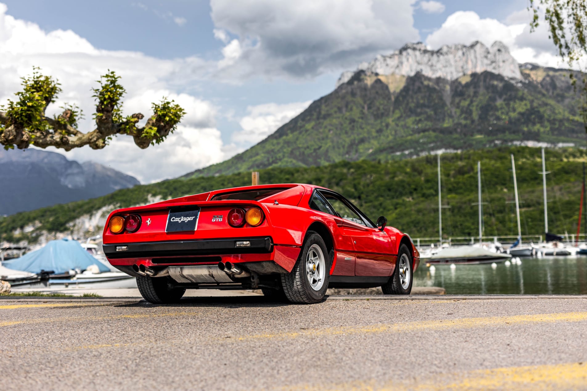 FERRARI 308 gtb Vetroresina coupé hatchback 1976