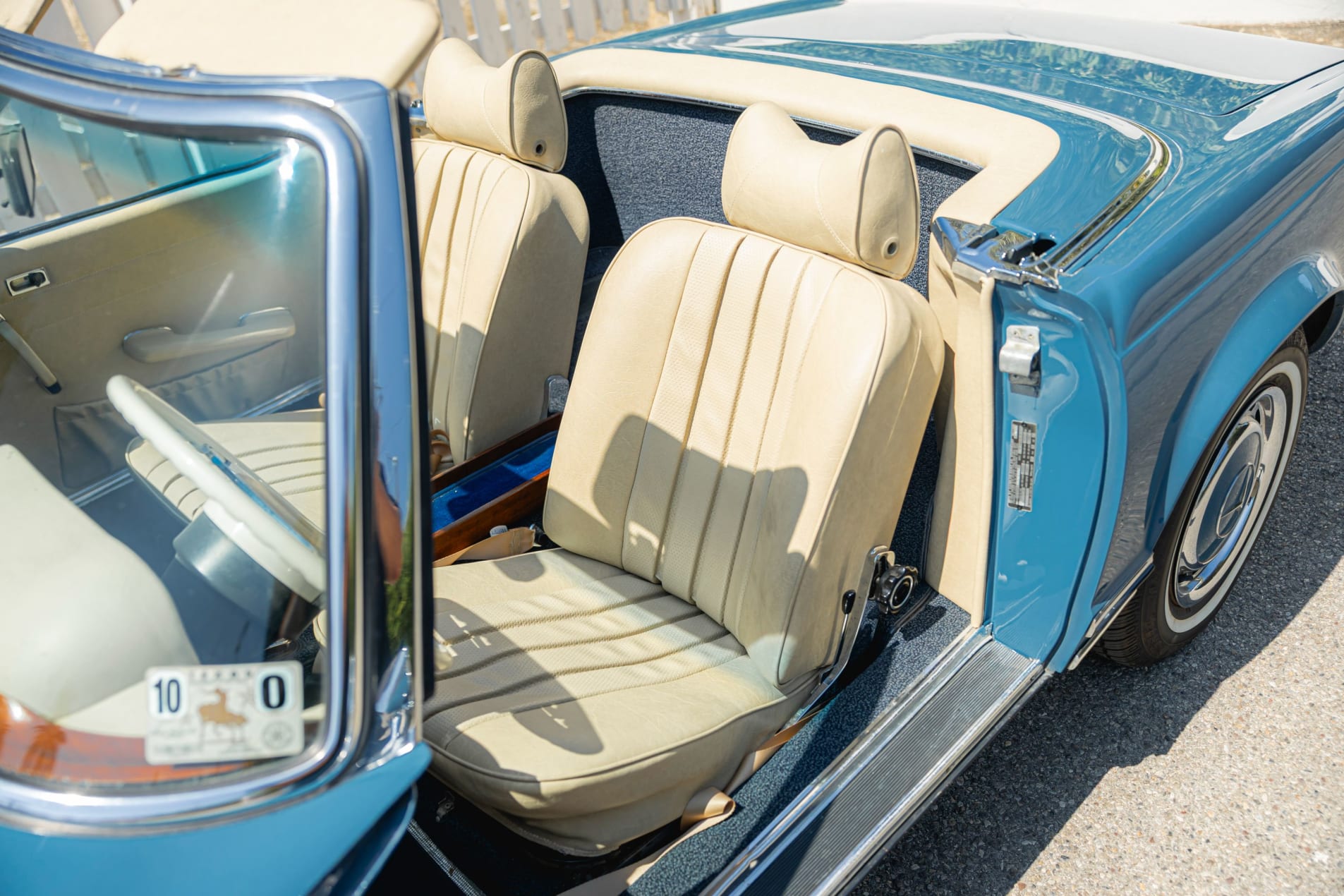 MERCEDES-BENZ Pagode 280 sl 1970